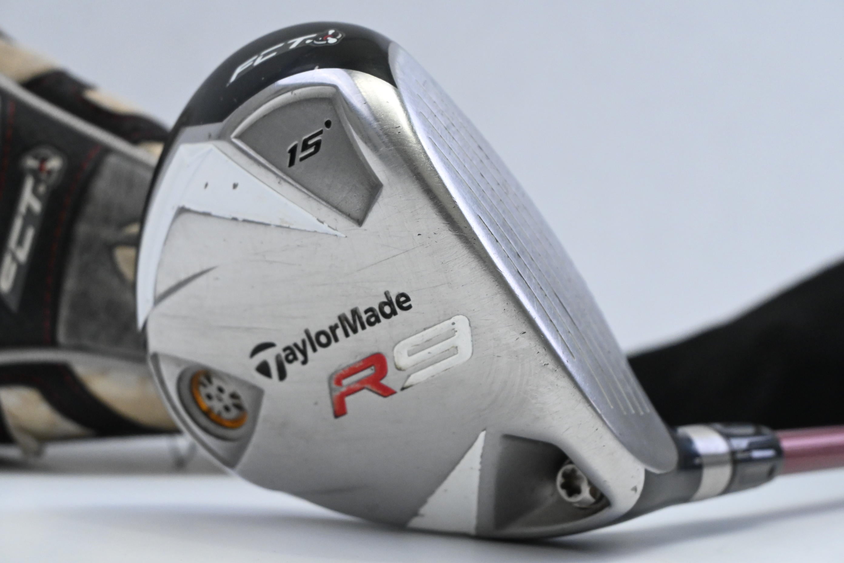 Taylormade R9 #3 Wood / 15 Degree / Stiff Flex Fujikura Motore 70 Shaft