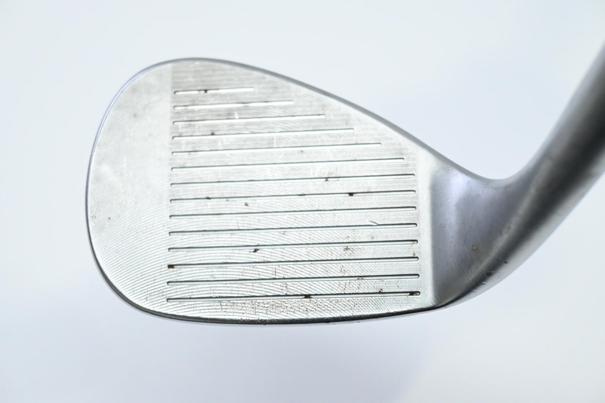 Cleveland 588 RTX Sand Wedge / 56 Degree / Wedge Flex Dynamic Gold