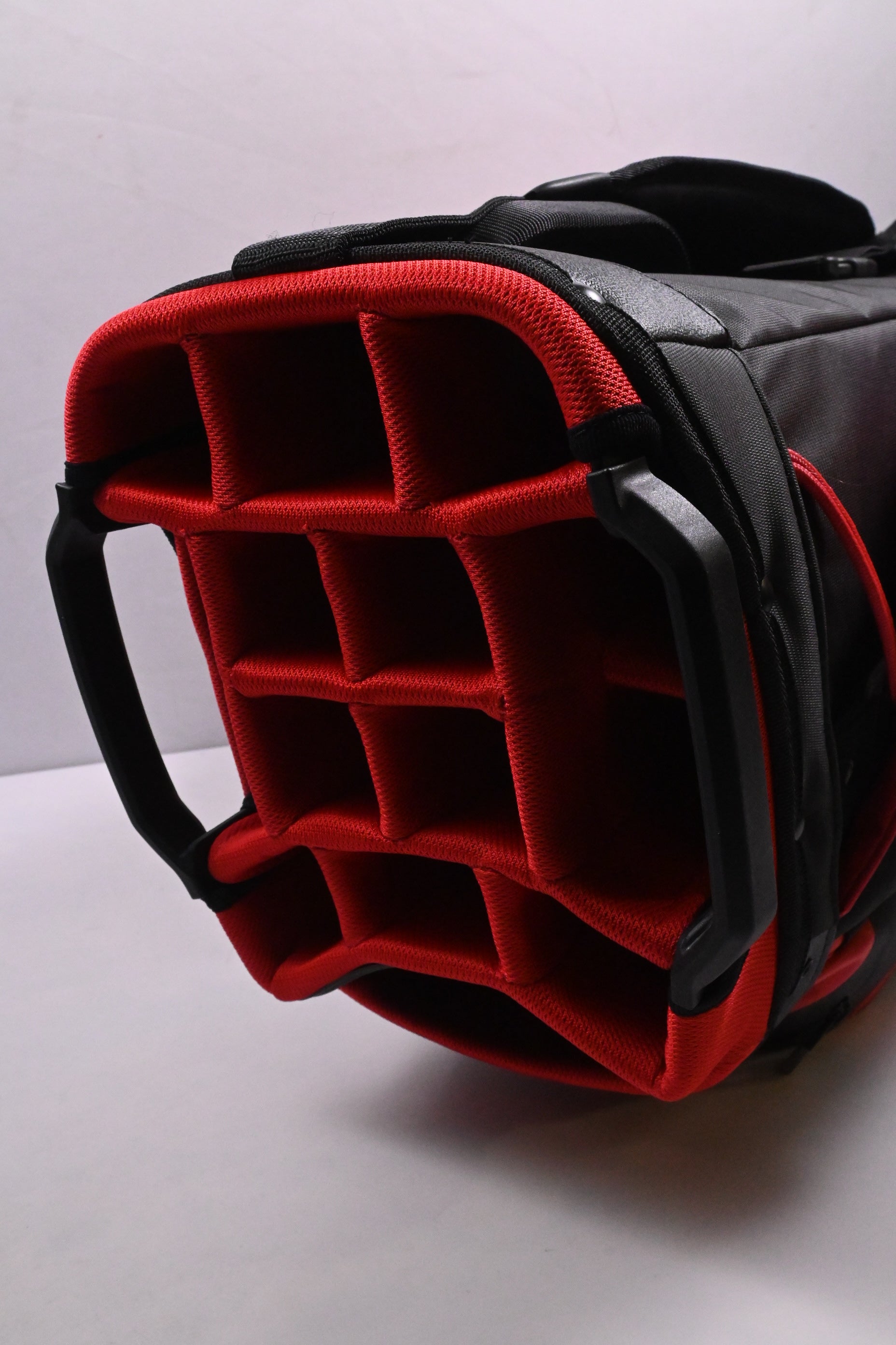 Ping Pioneer Monsoon Cart Bag / 15-Way Divider / Red, Black