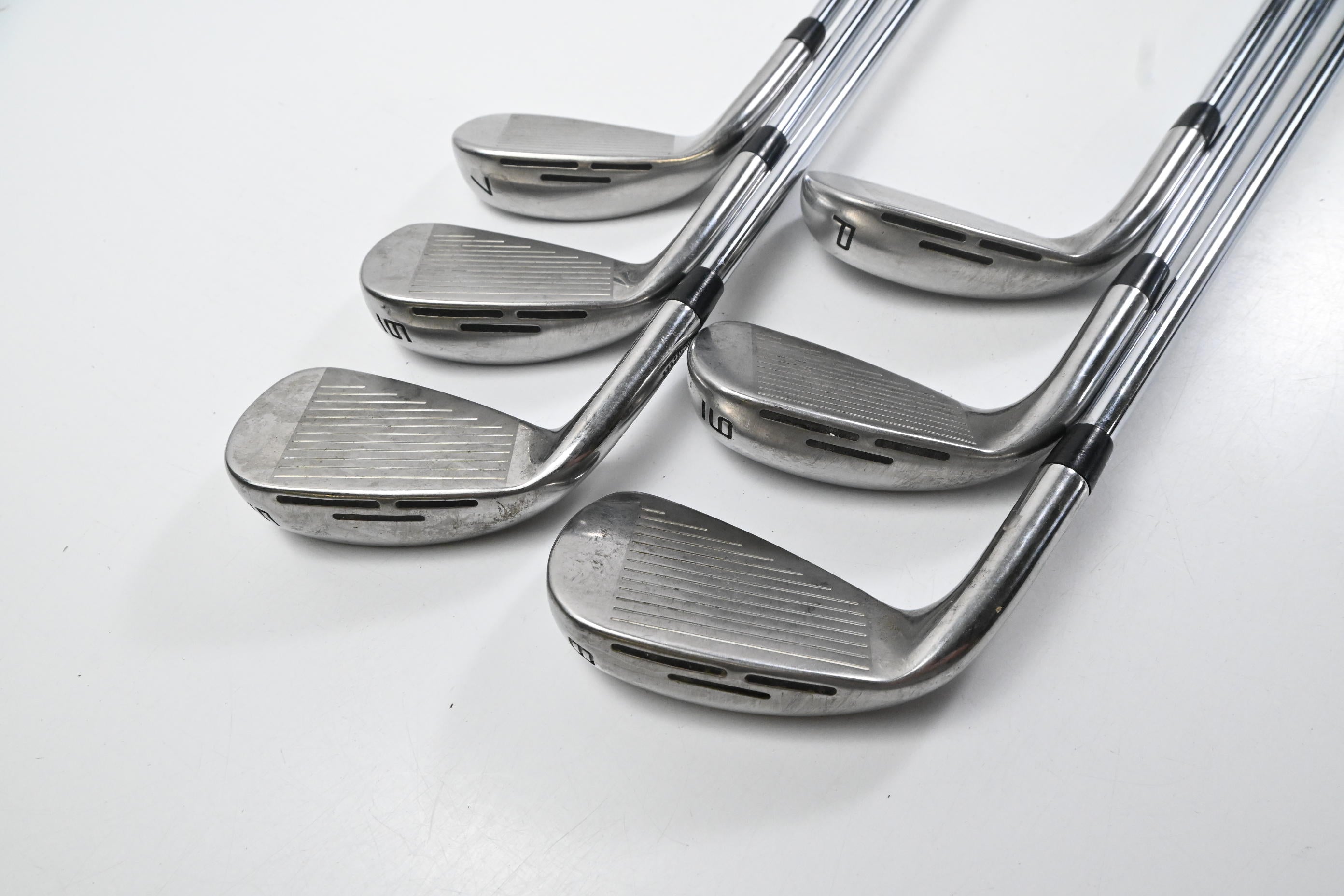 Wilson Dynapower 2023 Irons / 5-PW / Regular Flex KBS Ultralite Shafts