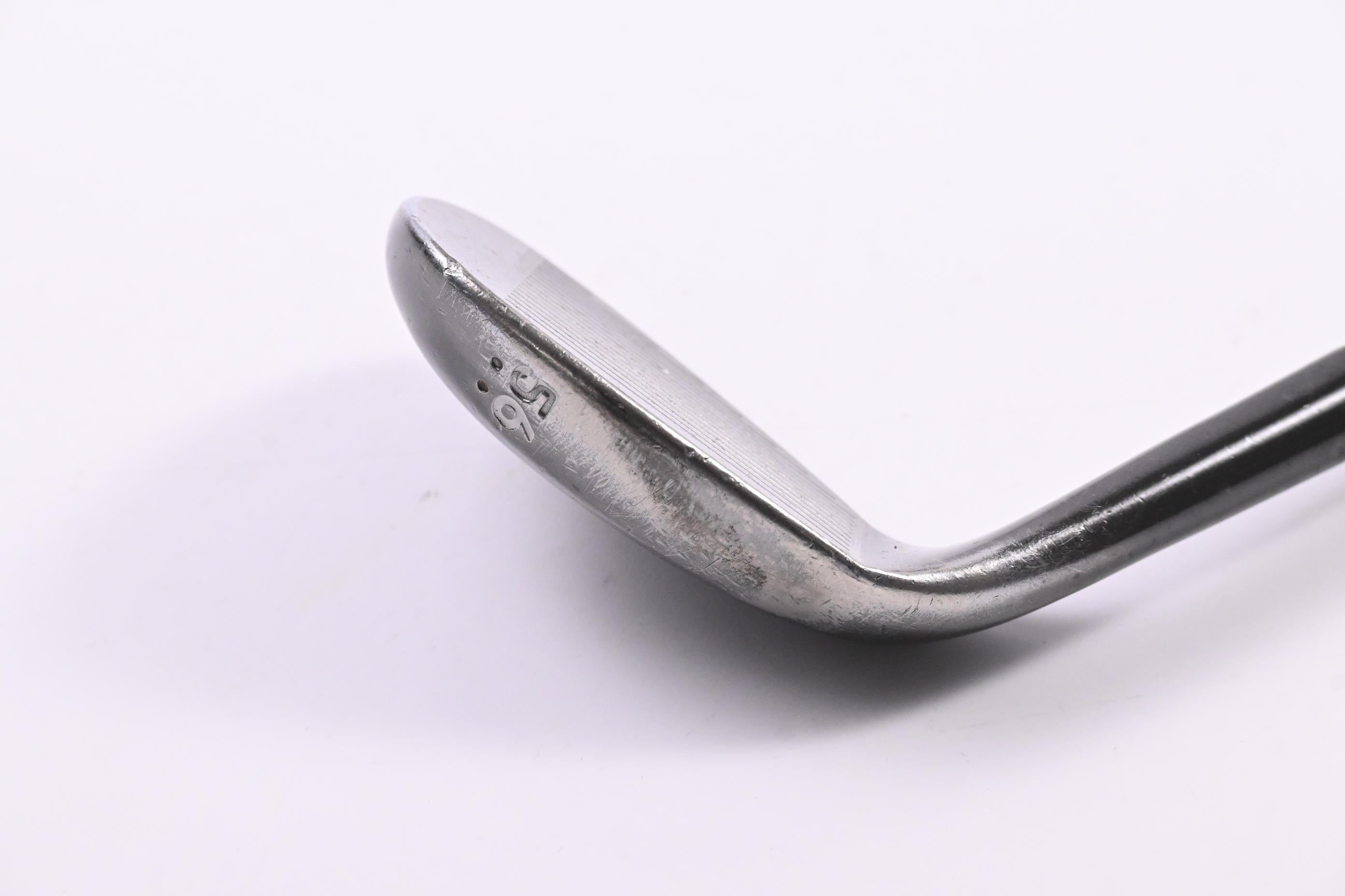 Cleveland 588 RTX 2.0 Sand Wedge / 56 Degree / Wedge Flex Dynamic Gold Shaft