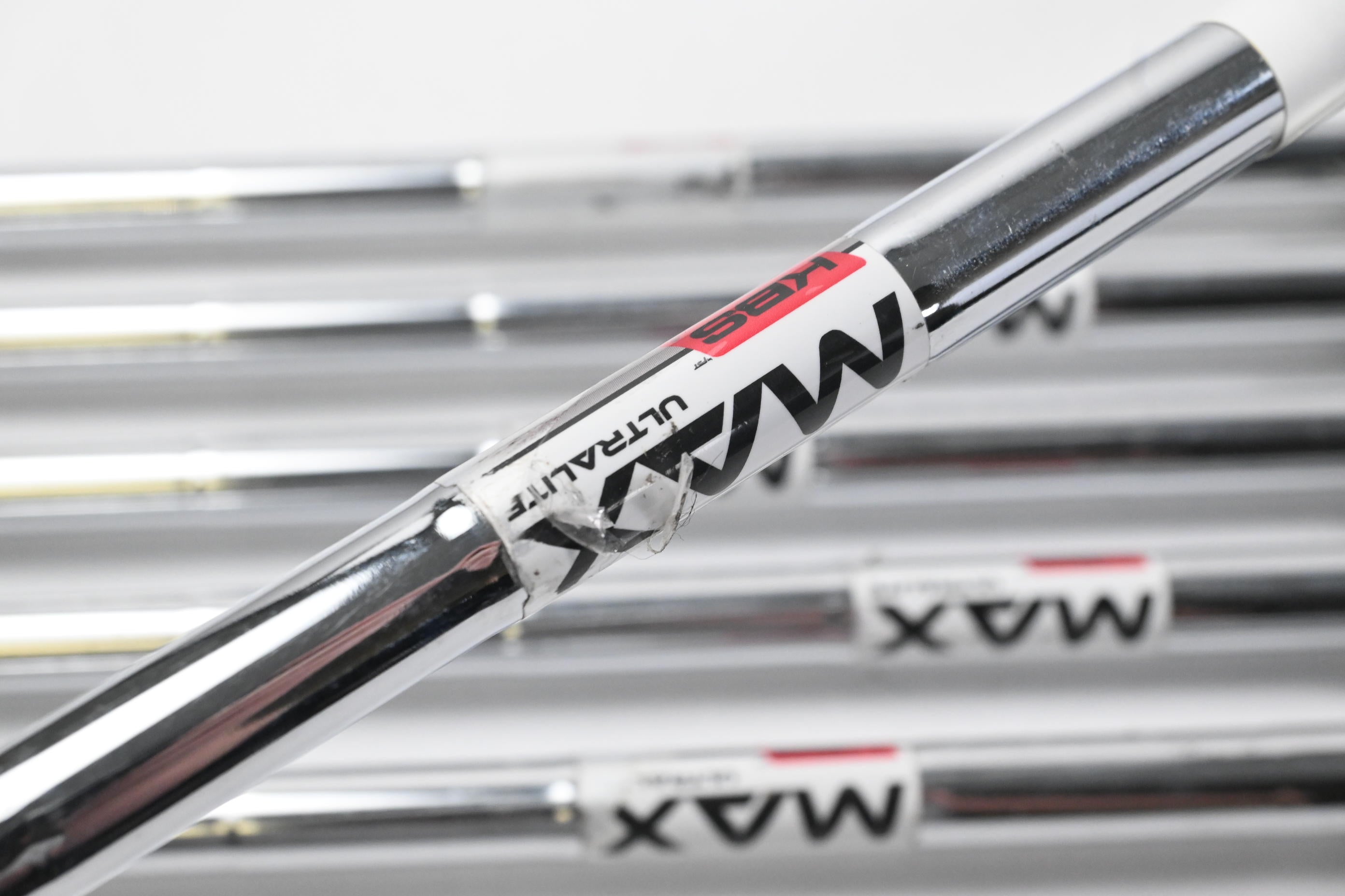 Wilson Dynapower 2023 Irons / 5-PW / Regular Flex KBS Ultralite Shafts