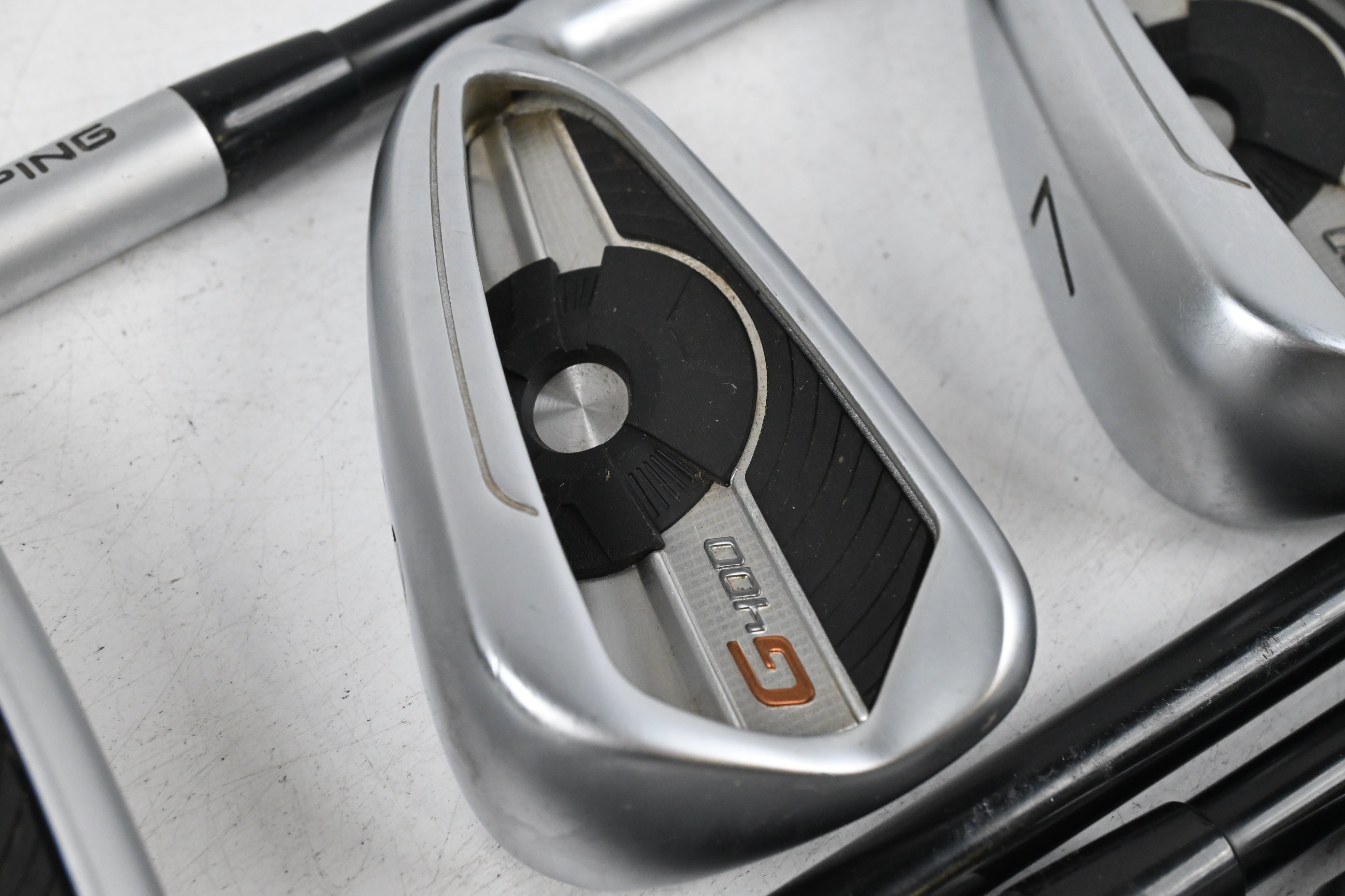 Ping G400 Irons / 5-PW+GW / Black Dot / Regular Flex Ping Alta CB AWT Shafts