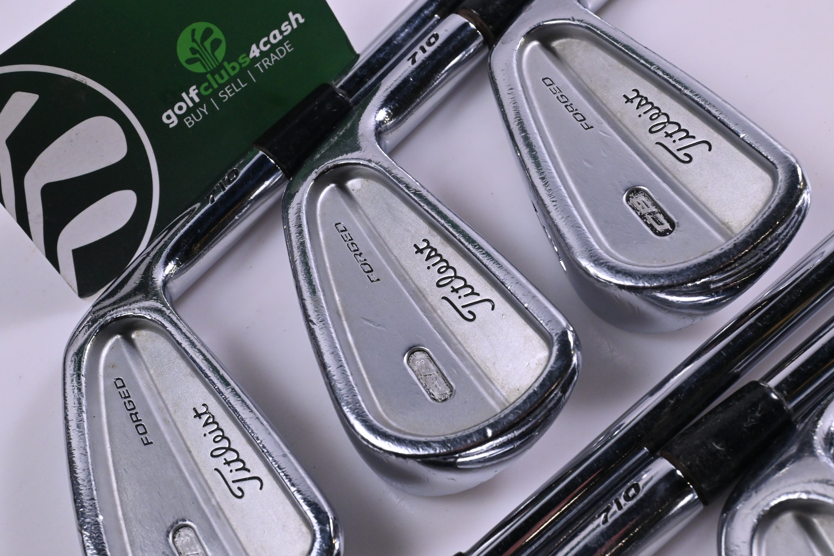 Titleist CB 710 Irons / 3-9i / Stiff Flex Dynamic Gold S300 Shafts