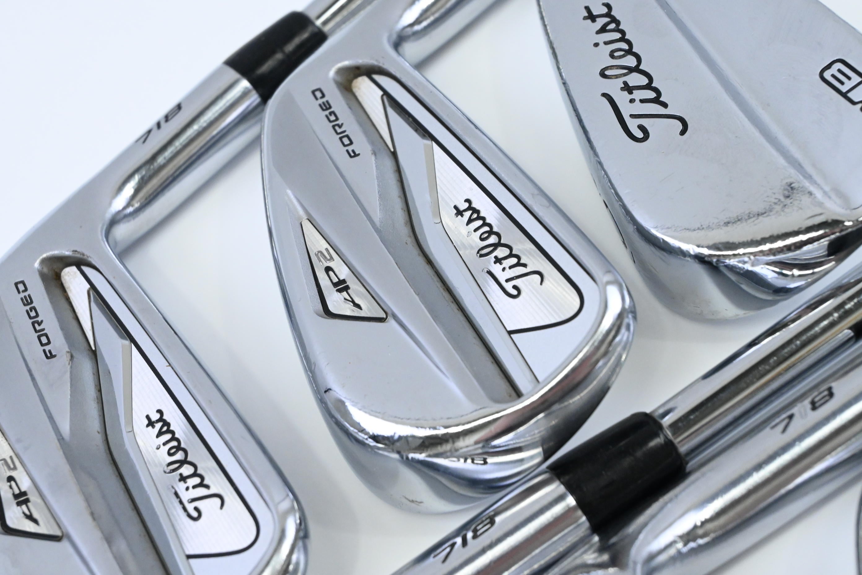 Titleist 718 MB/AP2 Combo Irons / 4-9 / Stiff Flex Project X Rifle Shafts