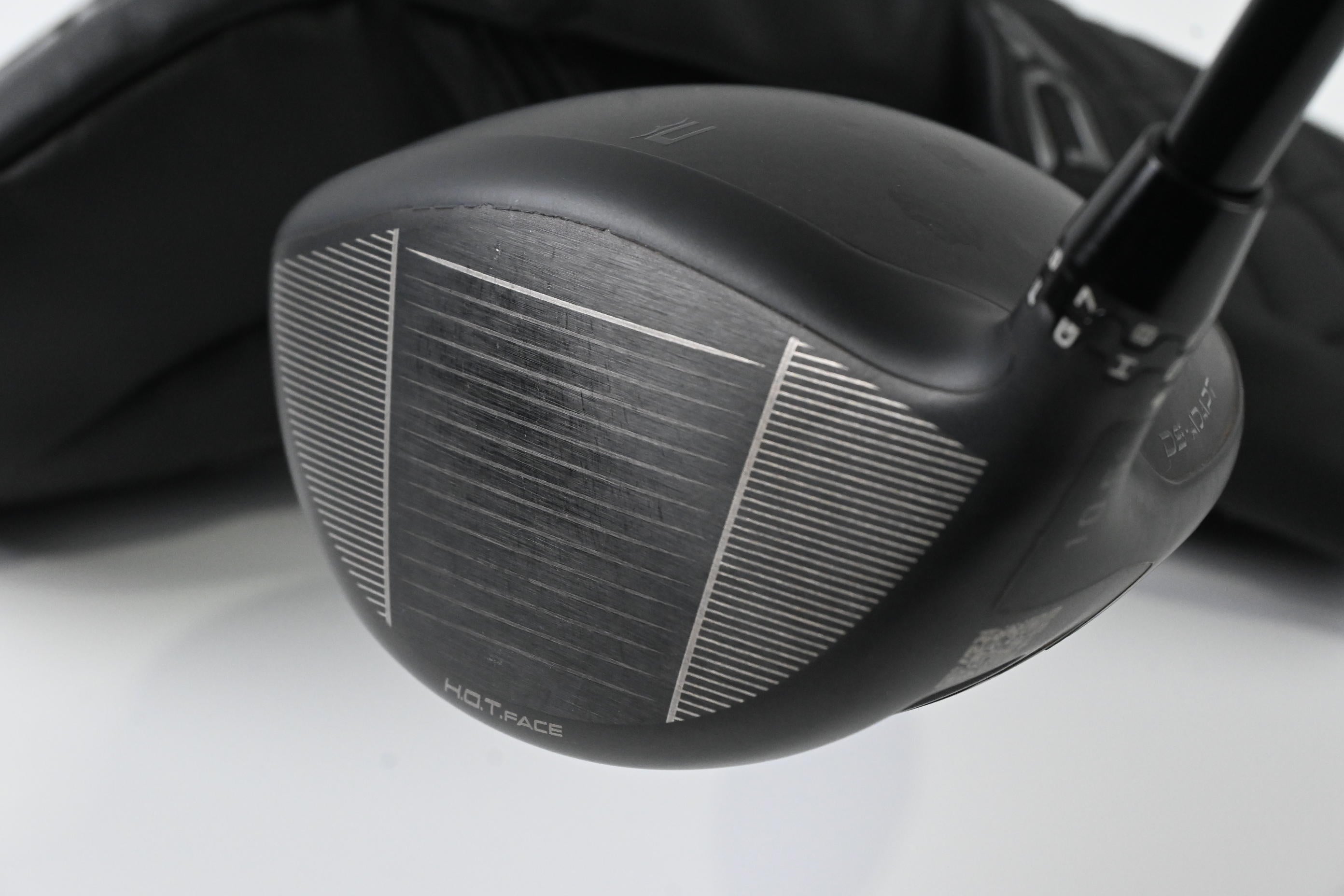 Cobra DS-Adapt LS Driver / 10.5 Degree / Stiff Flex Tensei AV Blue 65 Shaft