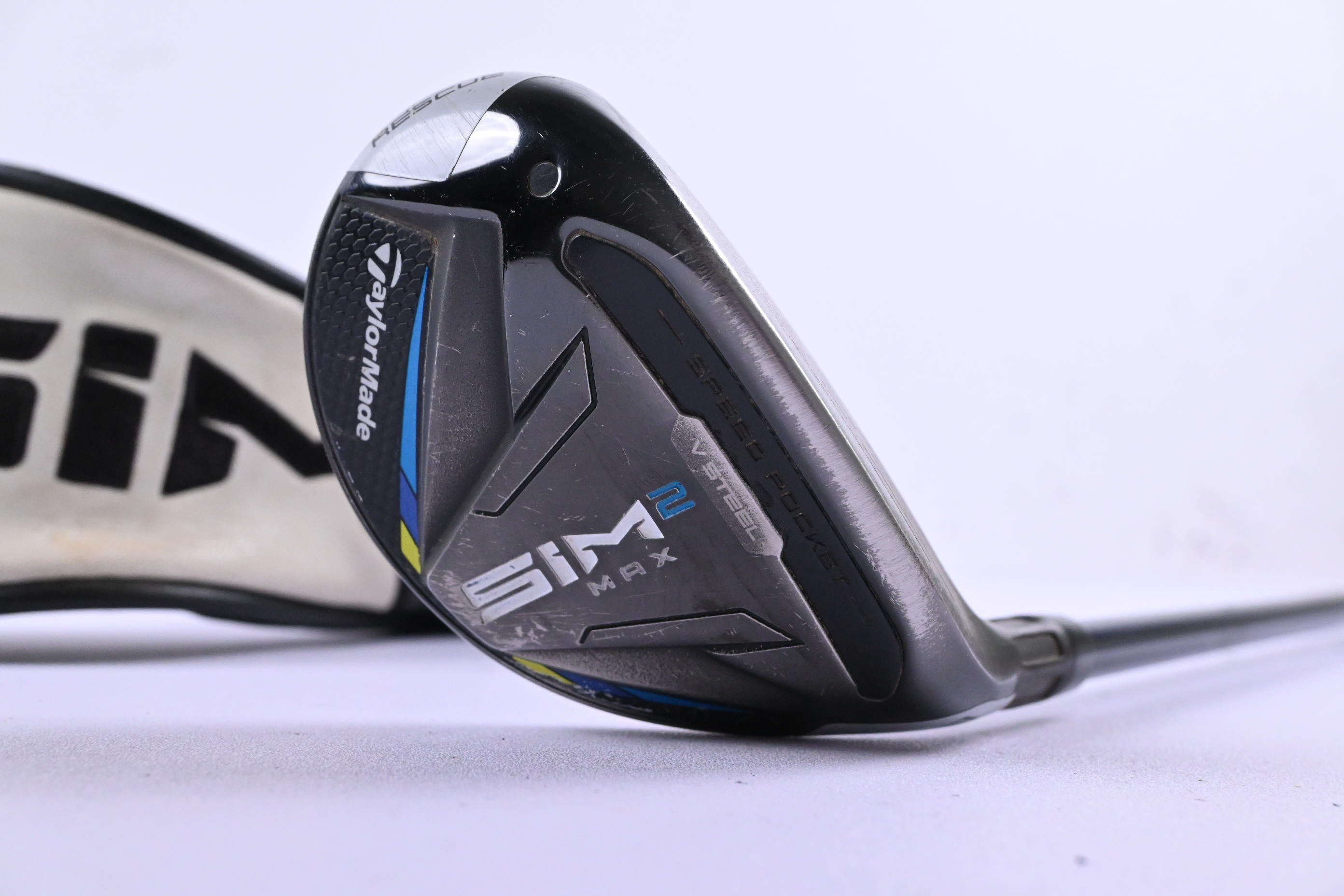 Taylormade SIM2 Max #3 Hybrid / 19 Degree / Regular Flex Fujikura Ventus Blue 6