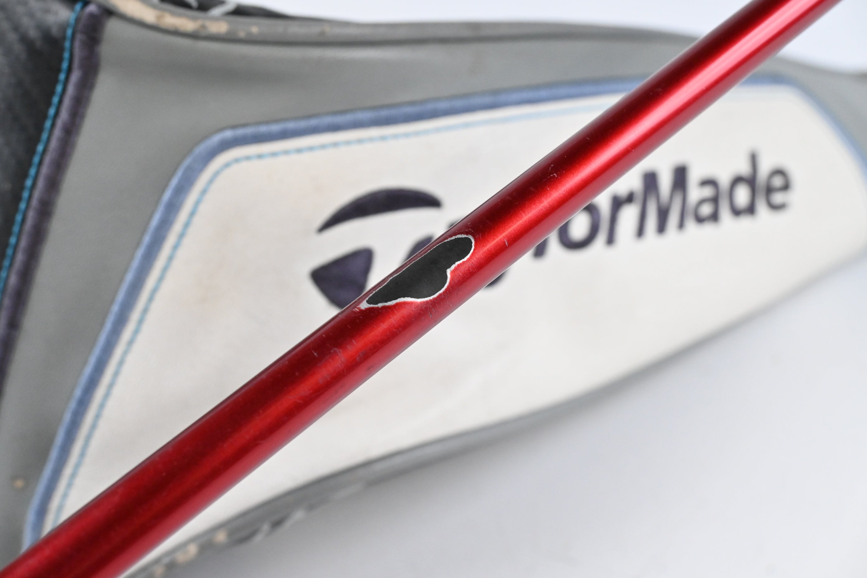 Taylormade SIM Max Driver / 10.5 Degree / Regular Flex Fujikura Ventus Red 5