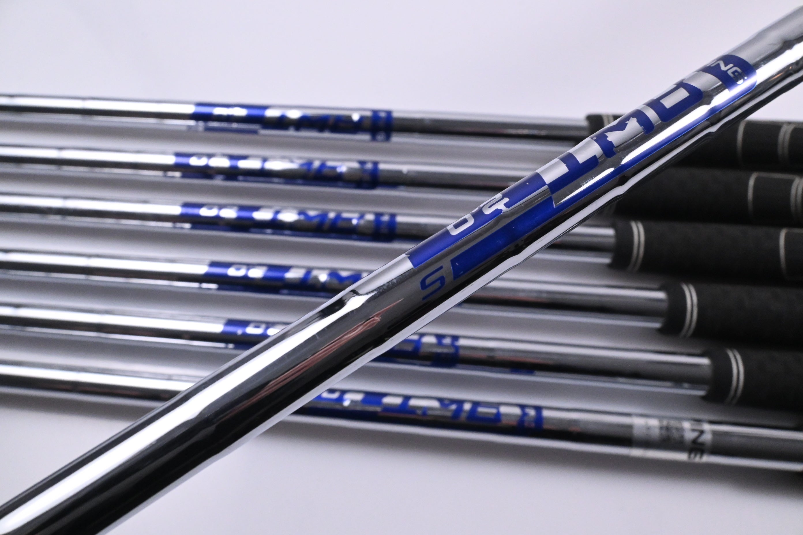 Ping G425 Irons / 5-PW+GW / Black Dot / Stiff Flex Ping AWT 2.0 Shafts