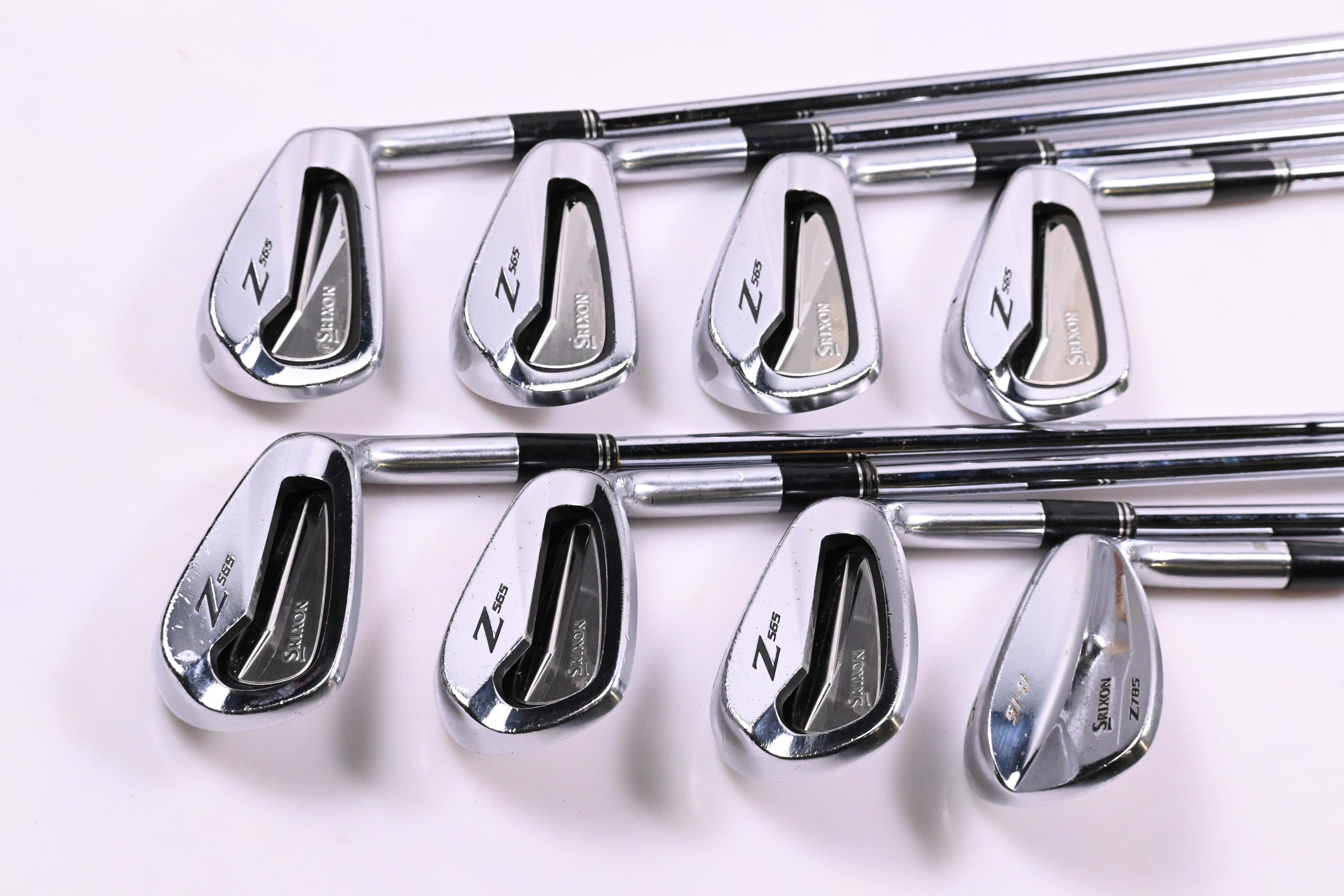 Srixon Z-565 Irons / 4-PW+GW / Regular Flex N.S.Pro Modus³ Tour 105 Shafts