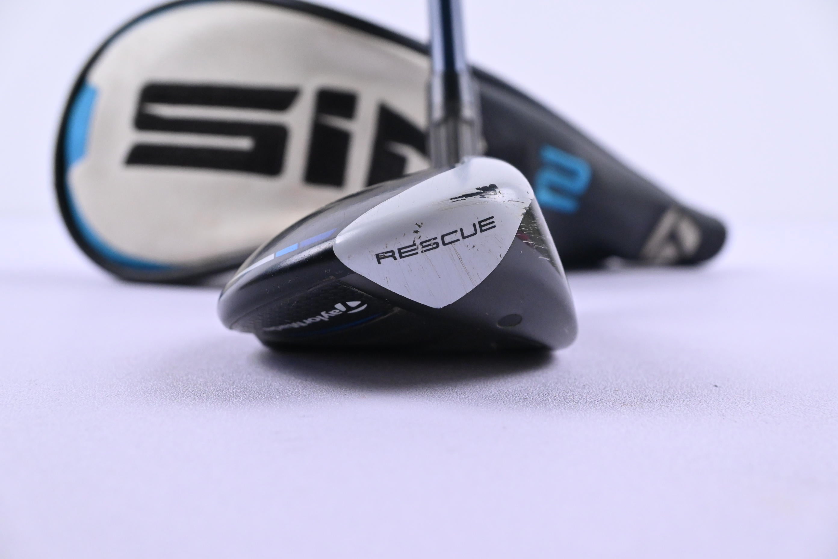 Taylormade SIM2 Max #3 Hybrid / 19 Degree / Regular Flex Fujikura Ventus Blue 6