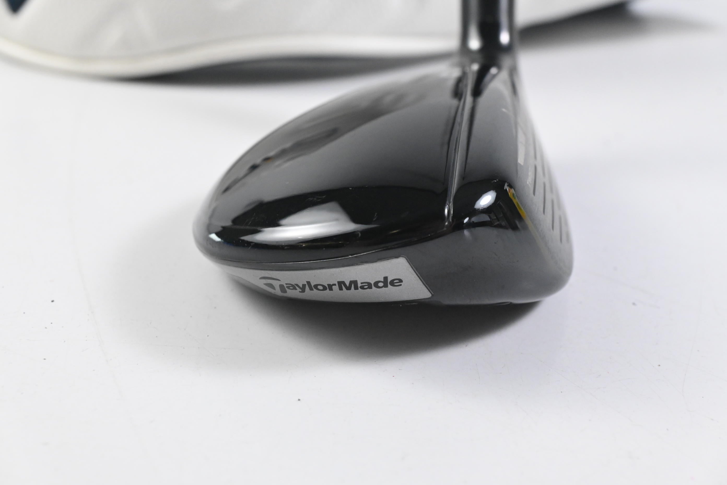 Taylormade Qi10 Max #4 Hybrid / 23 Degree / Regular Flex Speeder NX 50 Shaft