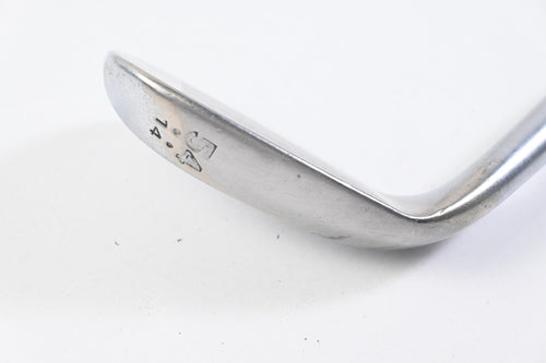 Cleveland 588 RTX Sand Wedge / 54 Degree / Wedge Flex Dynamic Gold Shaft