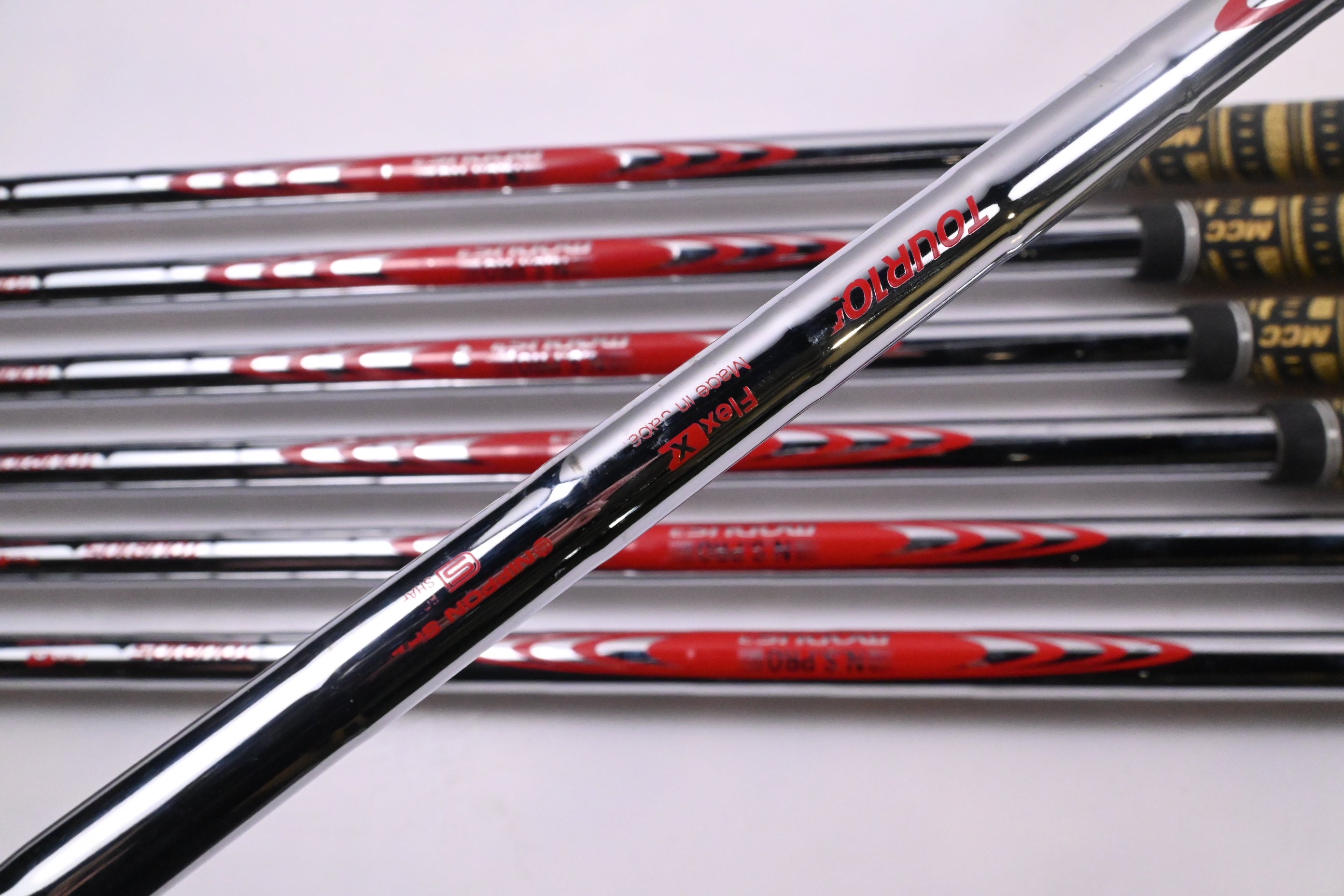 Ping i230 Irons / 4-PW / Red Dot / X-Flex N.S.Pro Modus3 Tour 105 Shafts