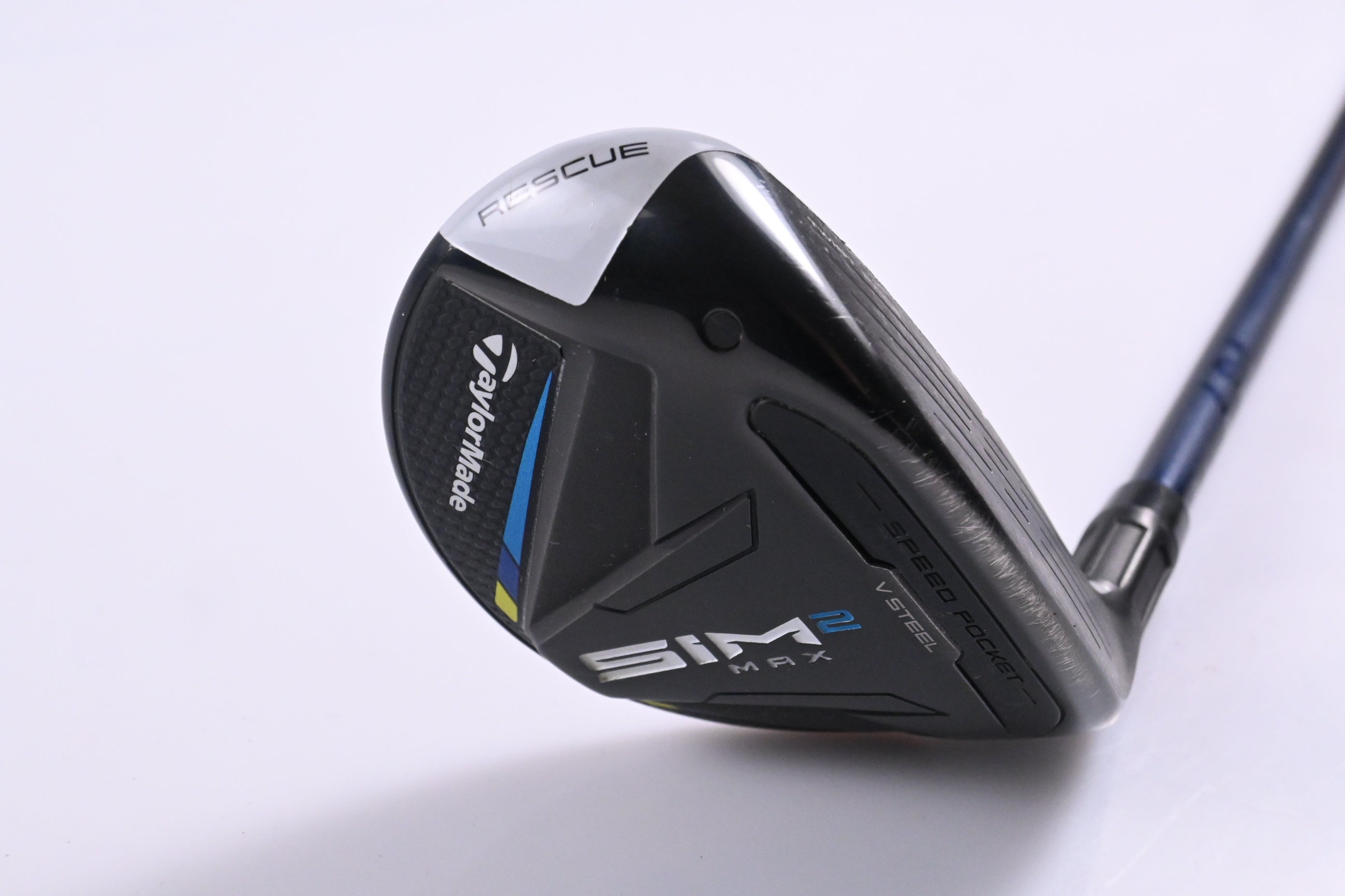 Taylormade SIM2 Max #4 Hybrid / 22 Degree / Regular Flex Ventus Blue 6 Shaft