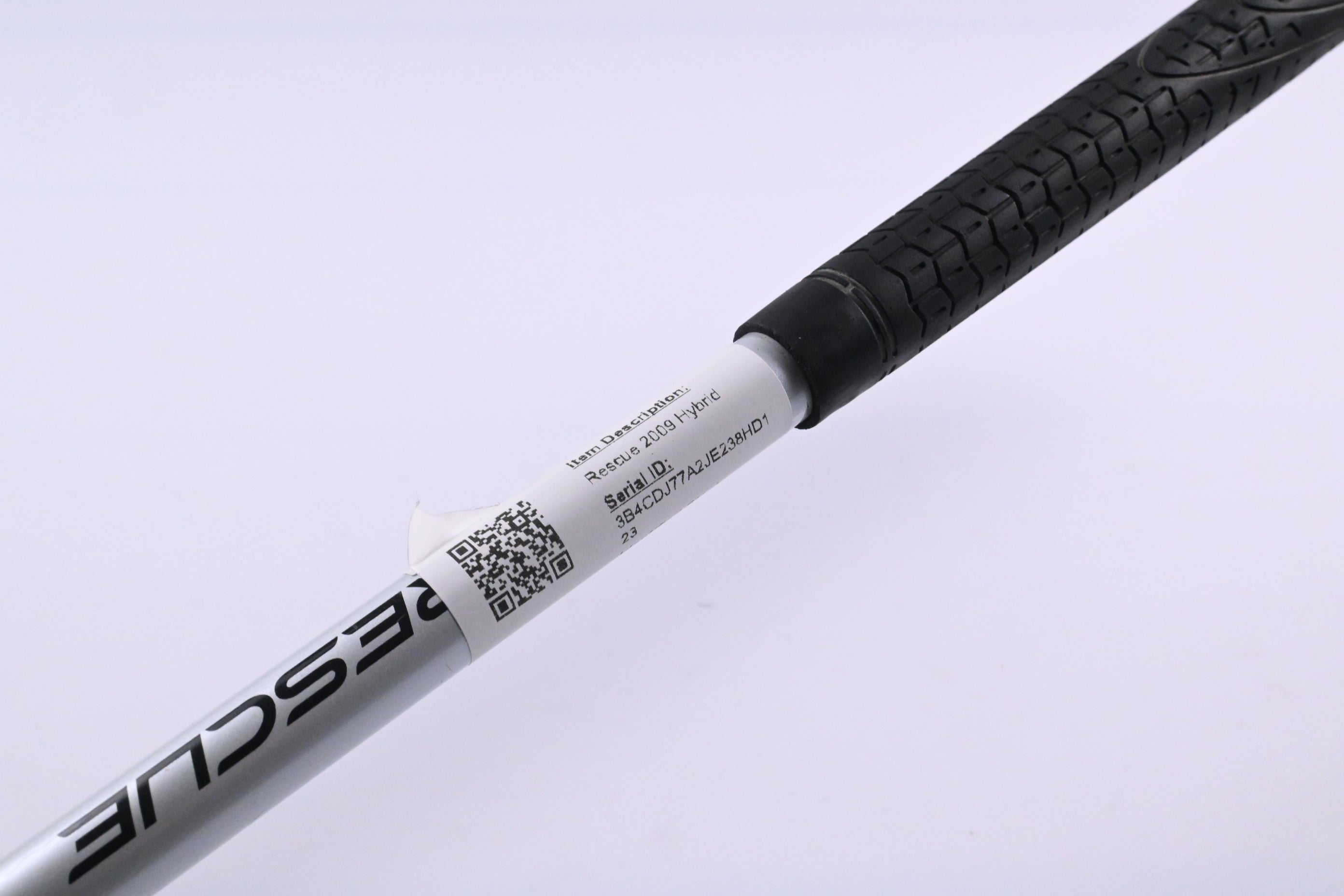 Taylormade Rescue 2009 #4 Hybrid / 22 Degree / Regular Flex Aldila Reax 65 Shaft