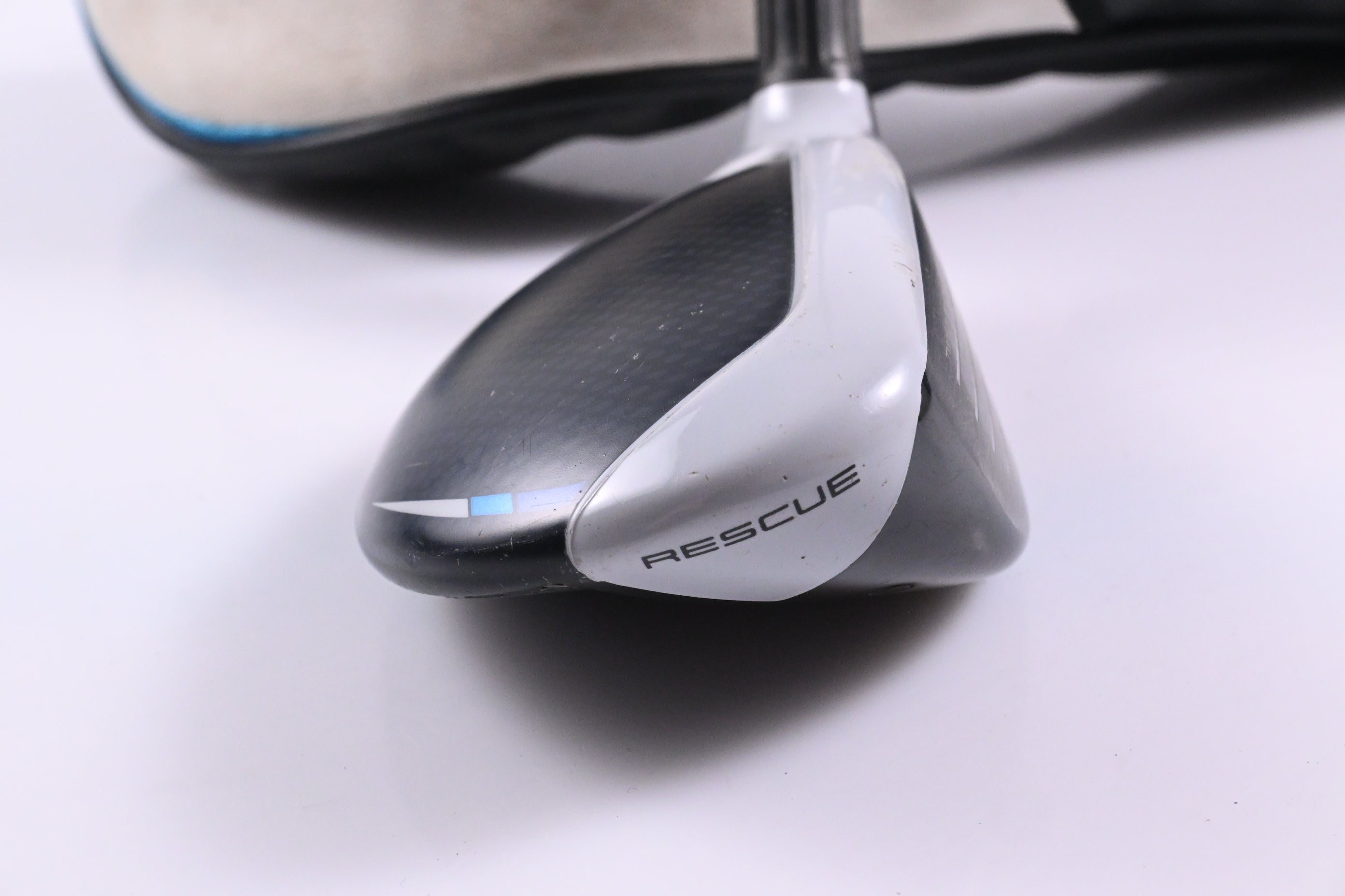 Taylormade SIM2 Max #3 Hybrid / 19 Degree / Regular Flex Ventus Blue 6 Shaft