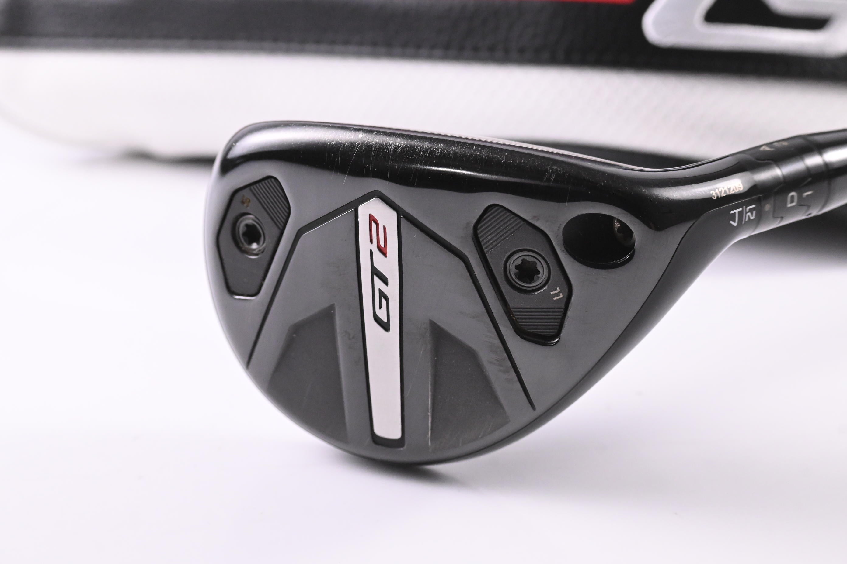 Titleist GT2 #4 Hybrid / 21 Degree / Stiff Flex Denali Red 60 Shaft