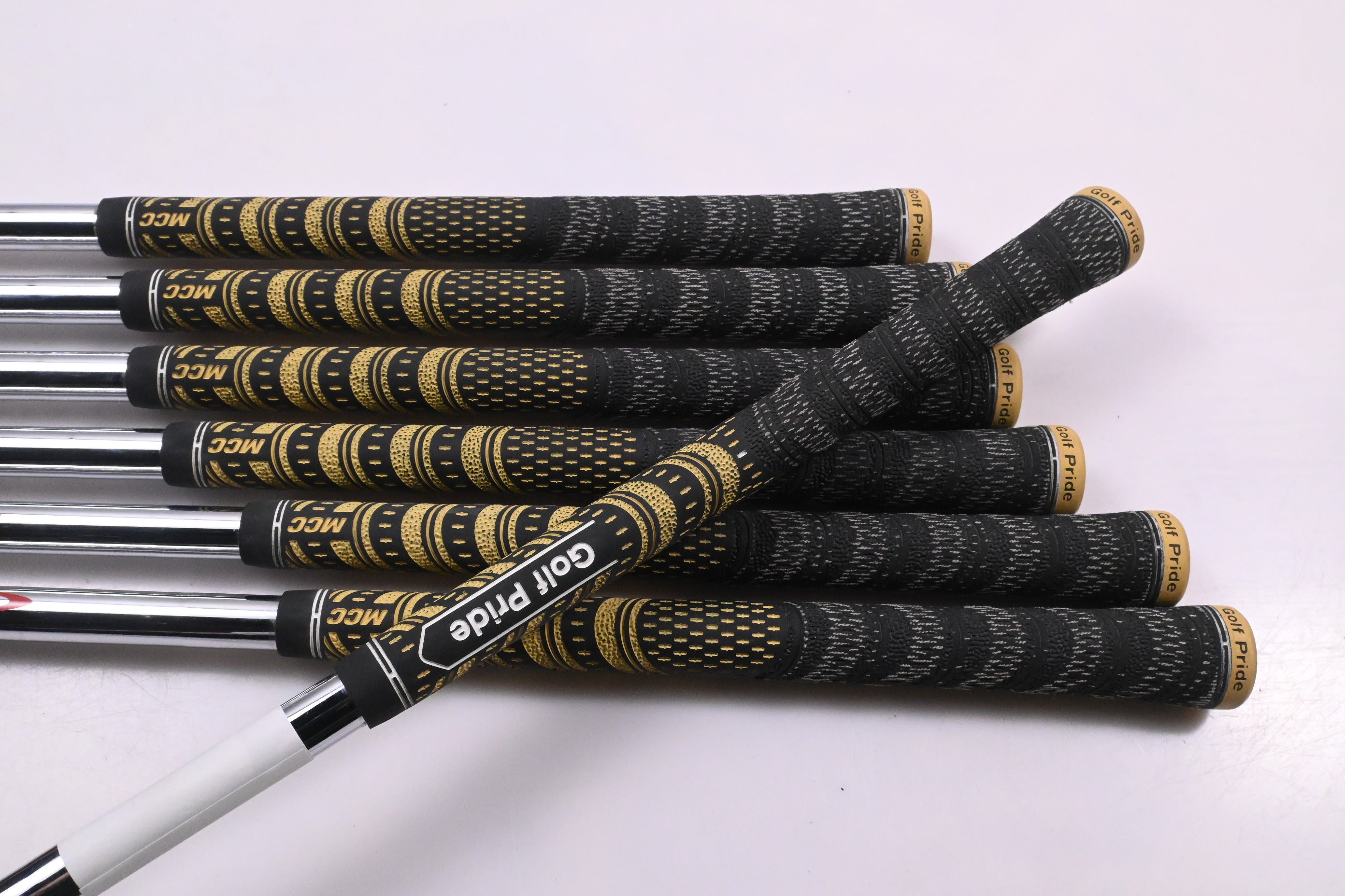 Ping i230 Irons / 4-PW / Red Dot / X-Flex N.S.Pro Modus3 Tour 105 Shafts