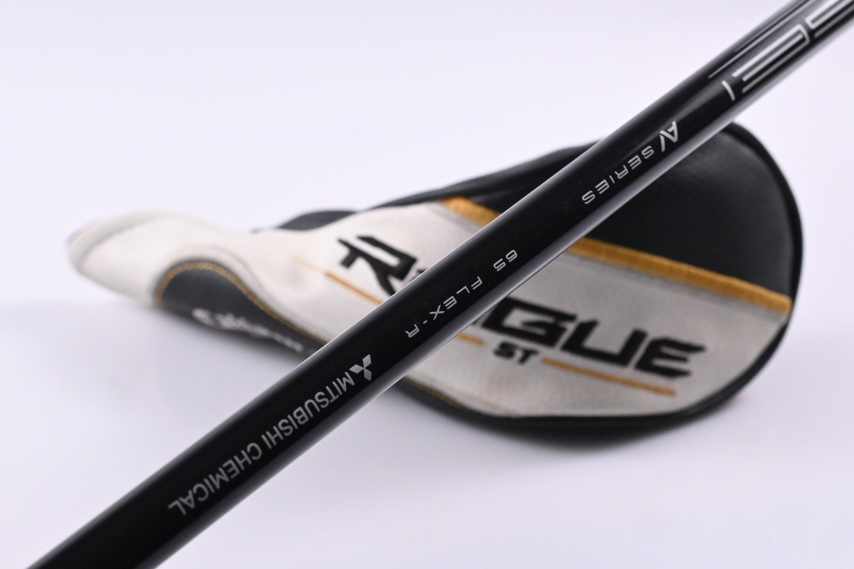 Callaway Rogue ST Max #3 Hybrid / 18 Degree / Regular Flex Tensei AV Blue 65