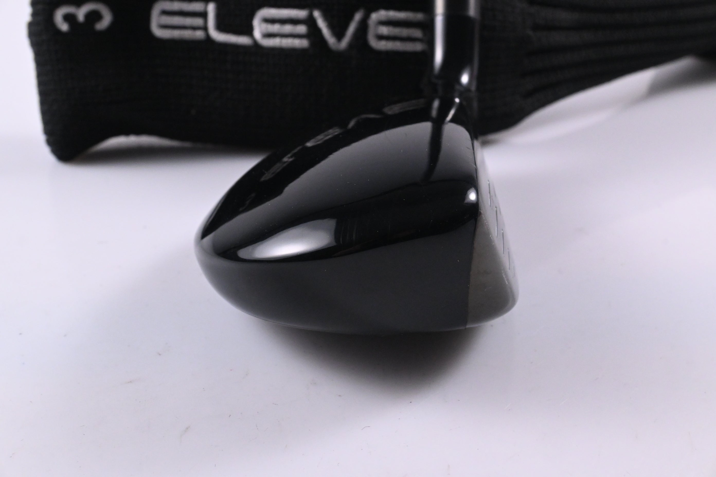 Eleven #3 Hybrid / 18 Degree / Regular Flex KBS TGI 70 Shaft