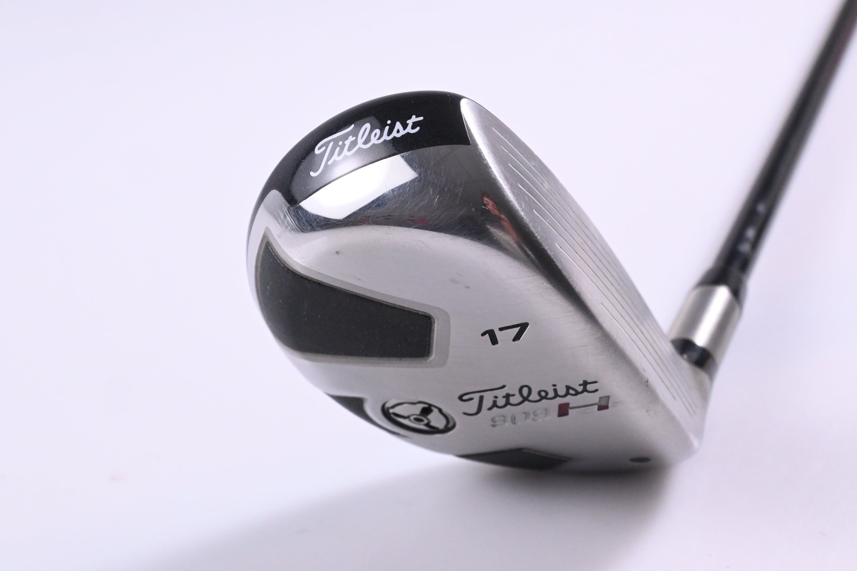 Titleist 909H #2 Hybrid / 17 Degree / Stiff Flex Aldila Voodoo Shaft