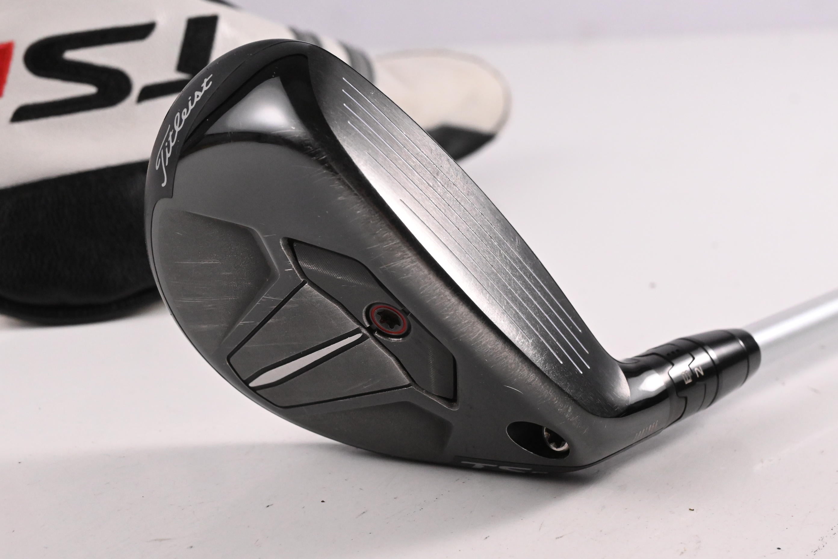 Titleist TSR2 #3 Hybrid / 18 Degree / Regular Flex Aldila Ascent 50 Shaft