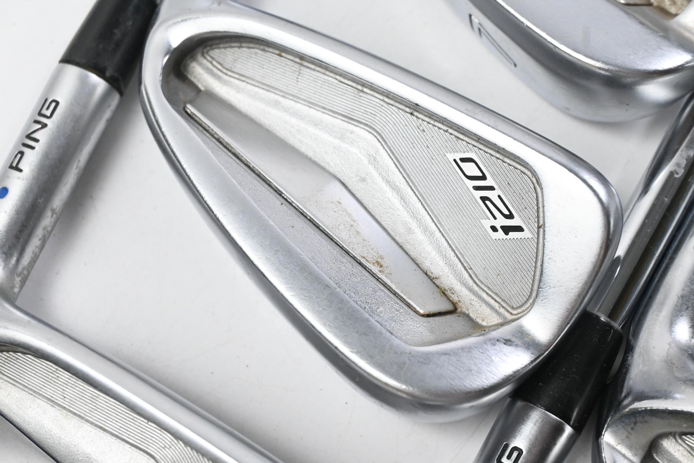 Ping i210 Irons / 5-PW / Blue Dot / Regular Flex Ping AWT 2.0 Shafts
