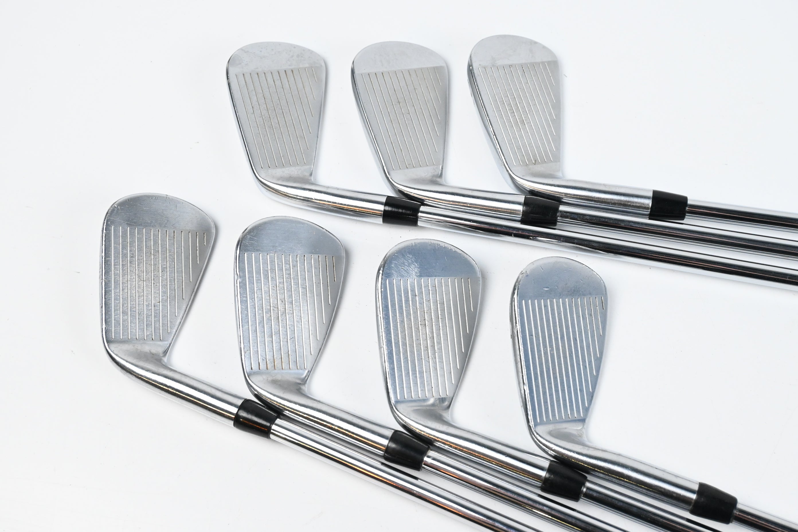 Titleist MB 620 Irons / 4-PW / Stiff Flex AMT Black S300 Shafts