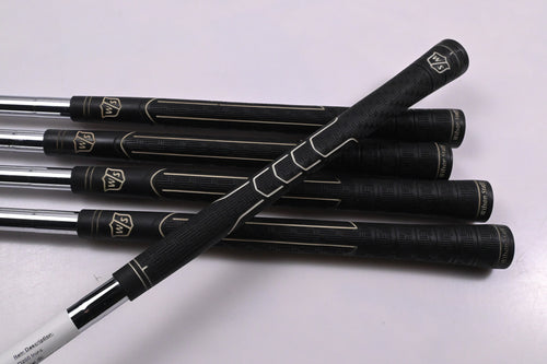 Wilson D200 Irons / 7-PW+GW / UniFlex Wilson Shafts