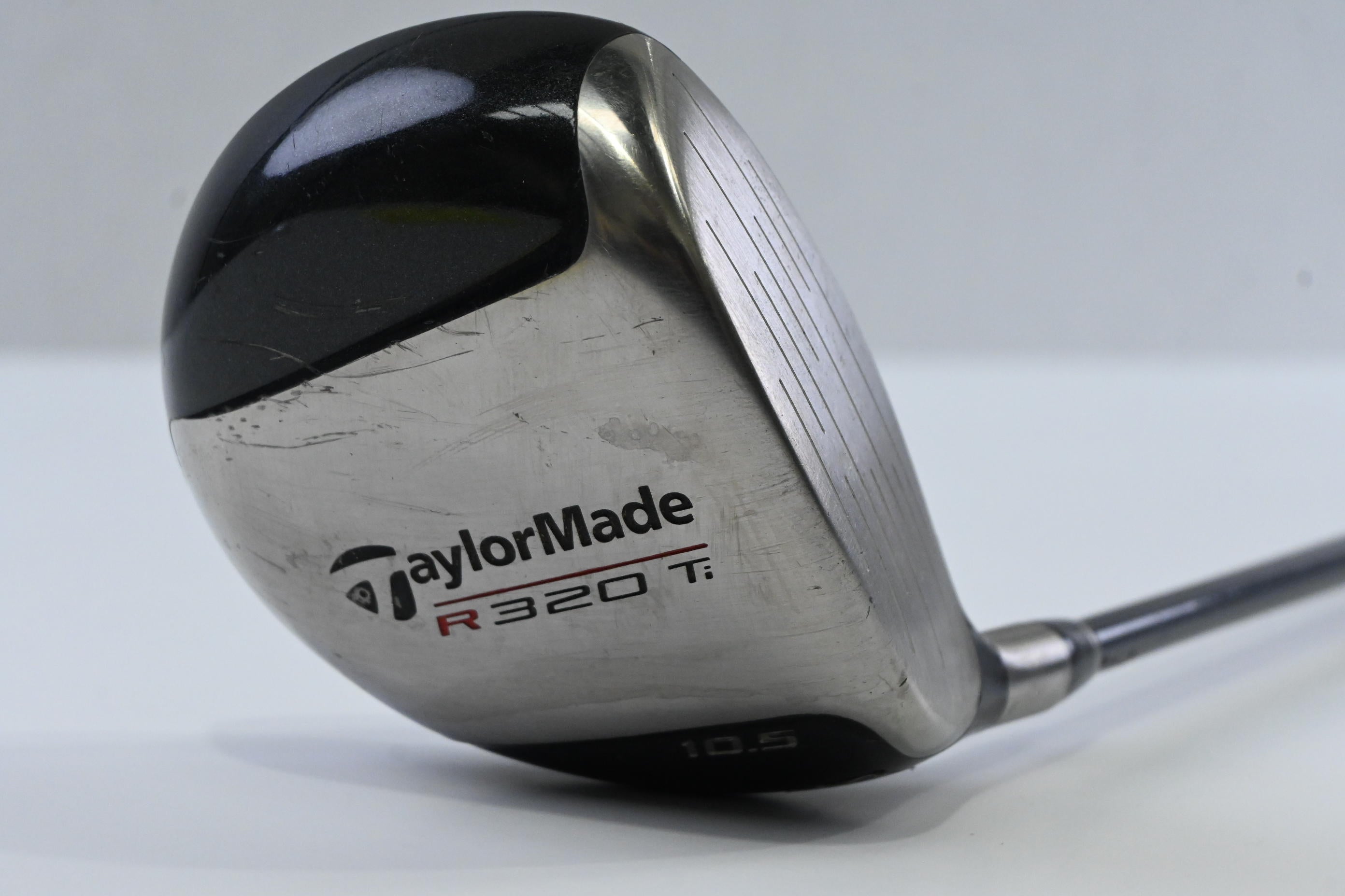 Taylormade R320 Ti Driver / 10.5 Degree / Stiff Flex Taylormade Lite 90 Shaft