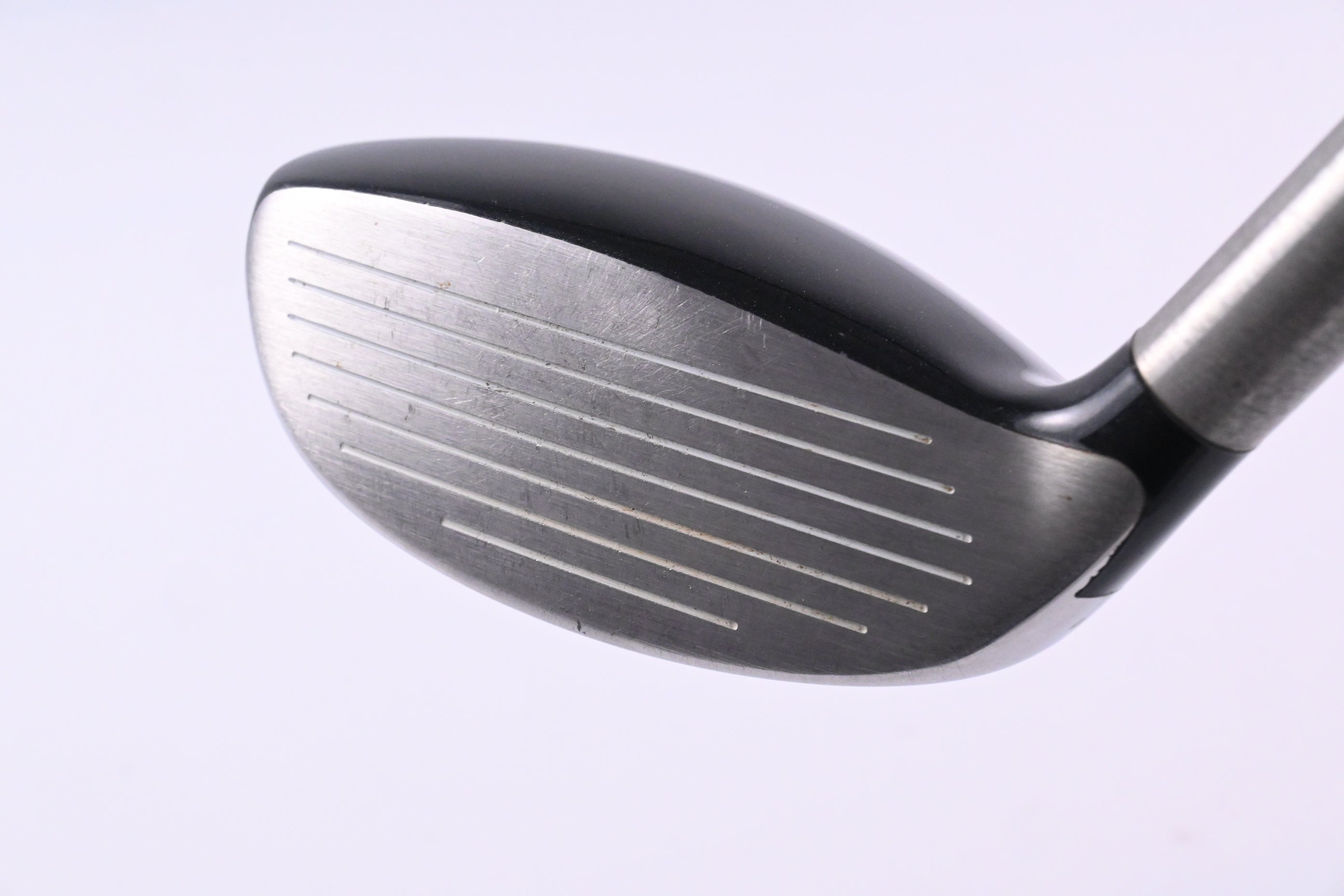 Titleist 909H #2 Hybrid / 17 Degree / Stiff Flex Aldila Voodoo Shaft