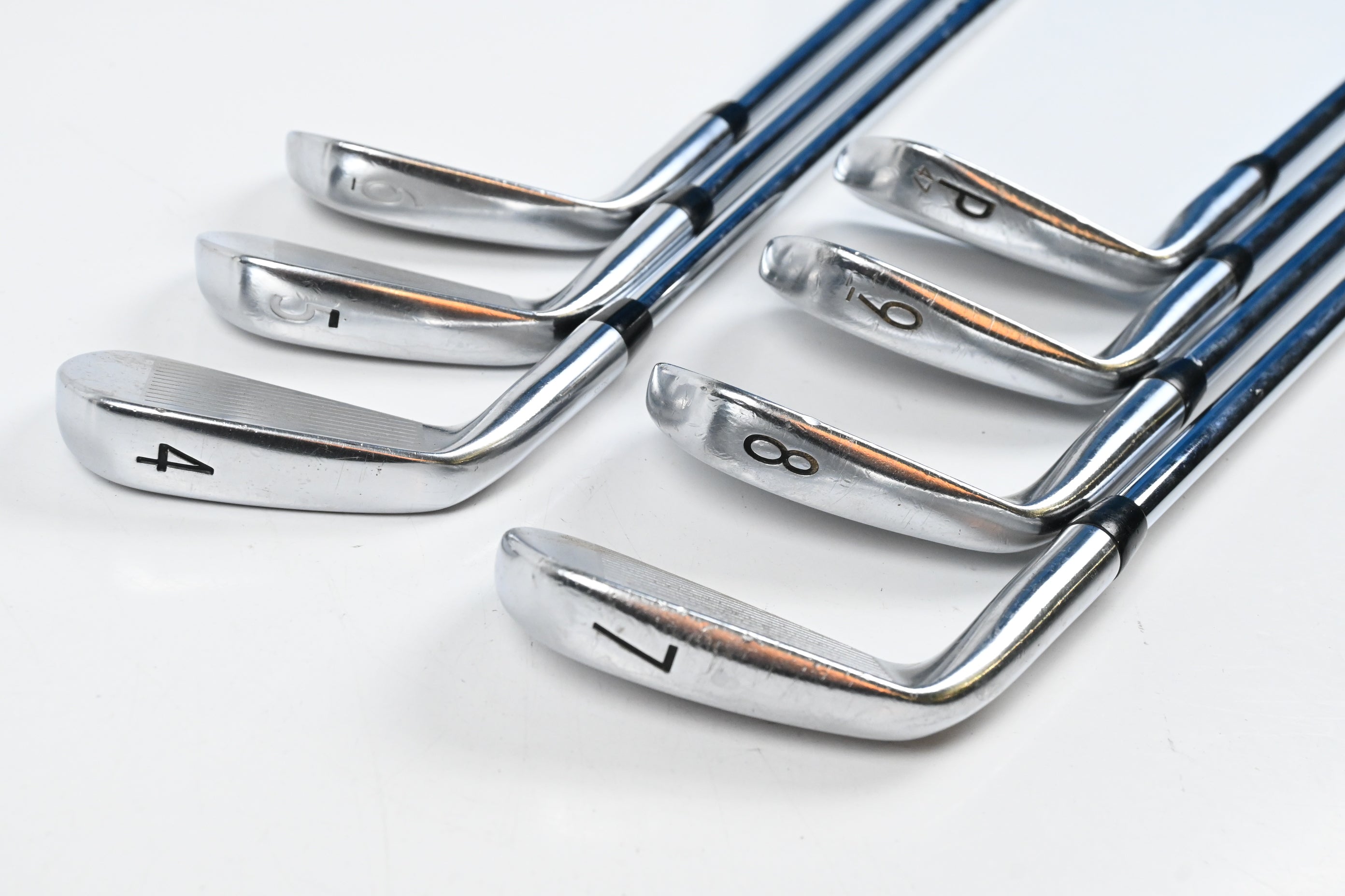 Titleist MB 620 Irons / 4-PW / Stiff Flex AMT Black S300 Shafts