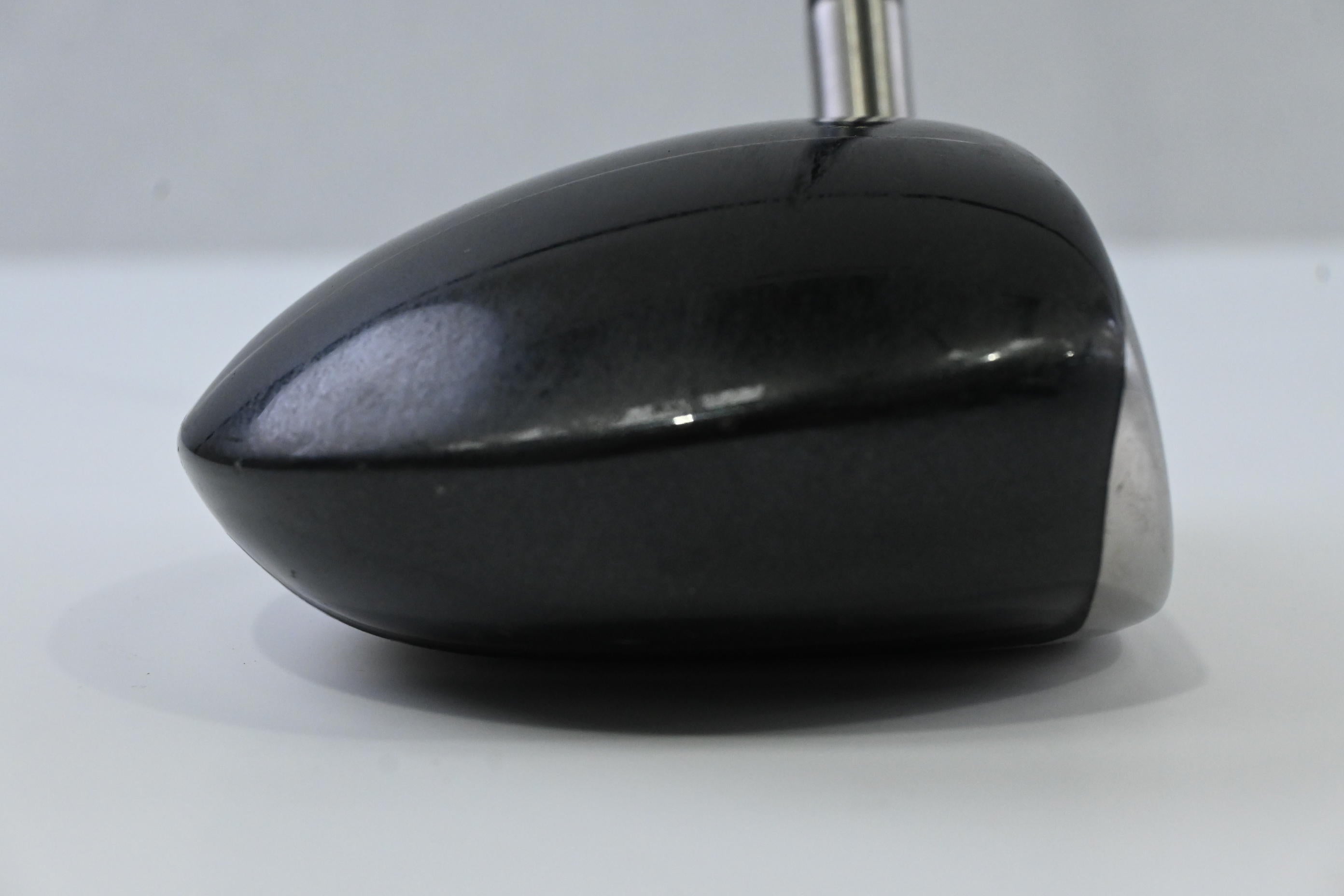 Taylormade R320 Ti Driver / 10.5 Degree / Stiff Flex Taylormade Lite 90 Shaft