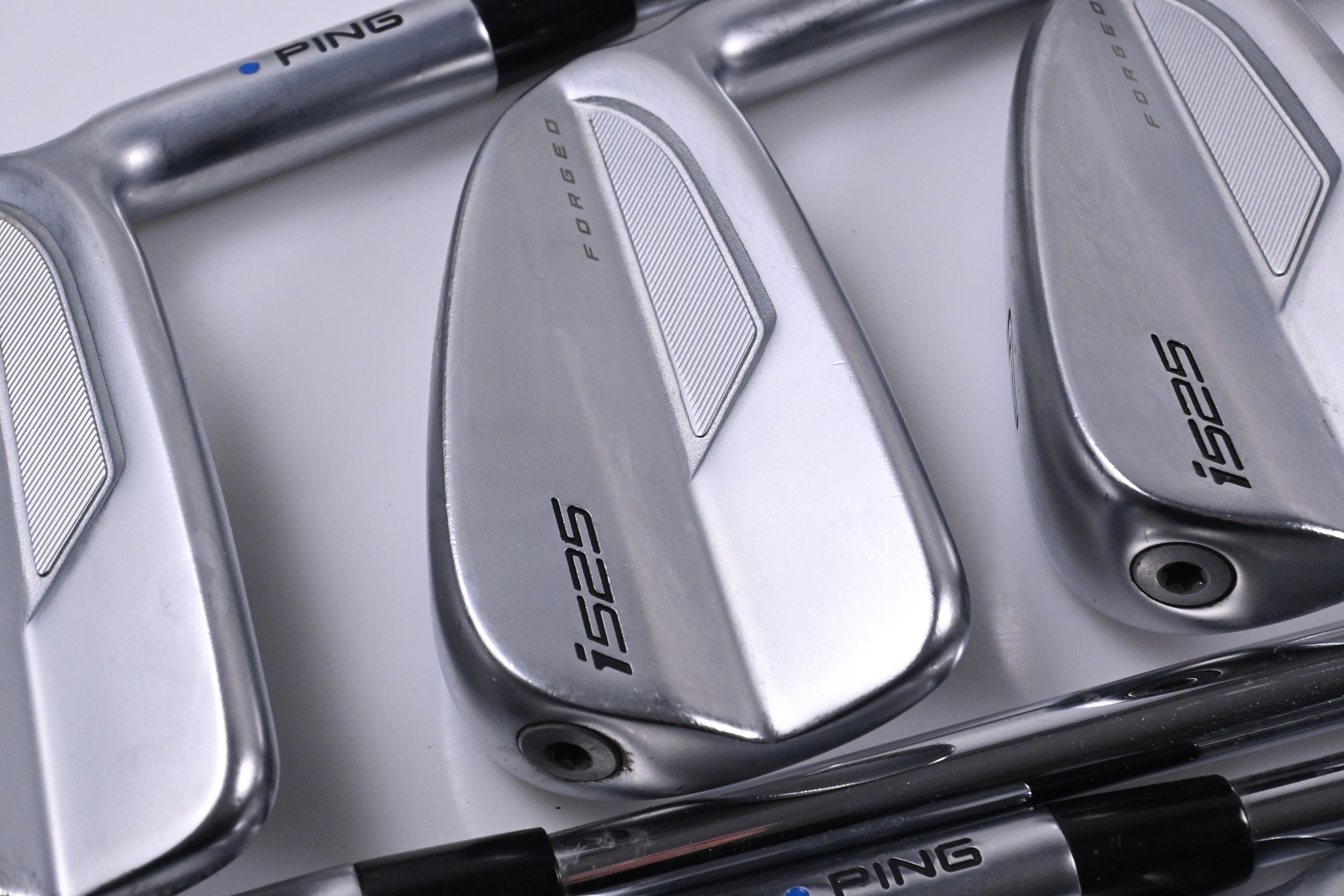 Ping i525 Irons / 5-PW+GW / Blue Dot / Stiff Flex Dynamic Gold 105 S300 Shafts