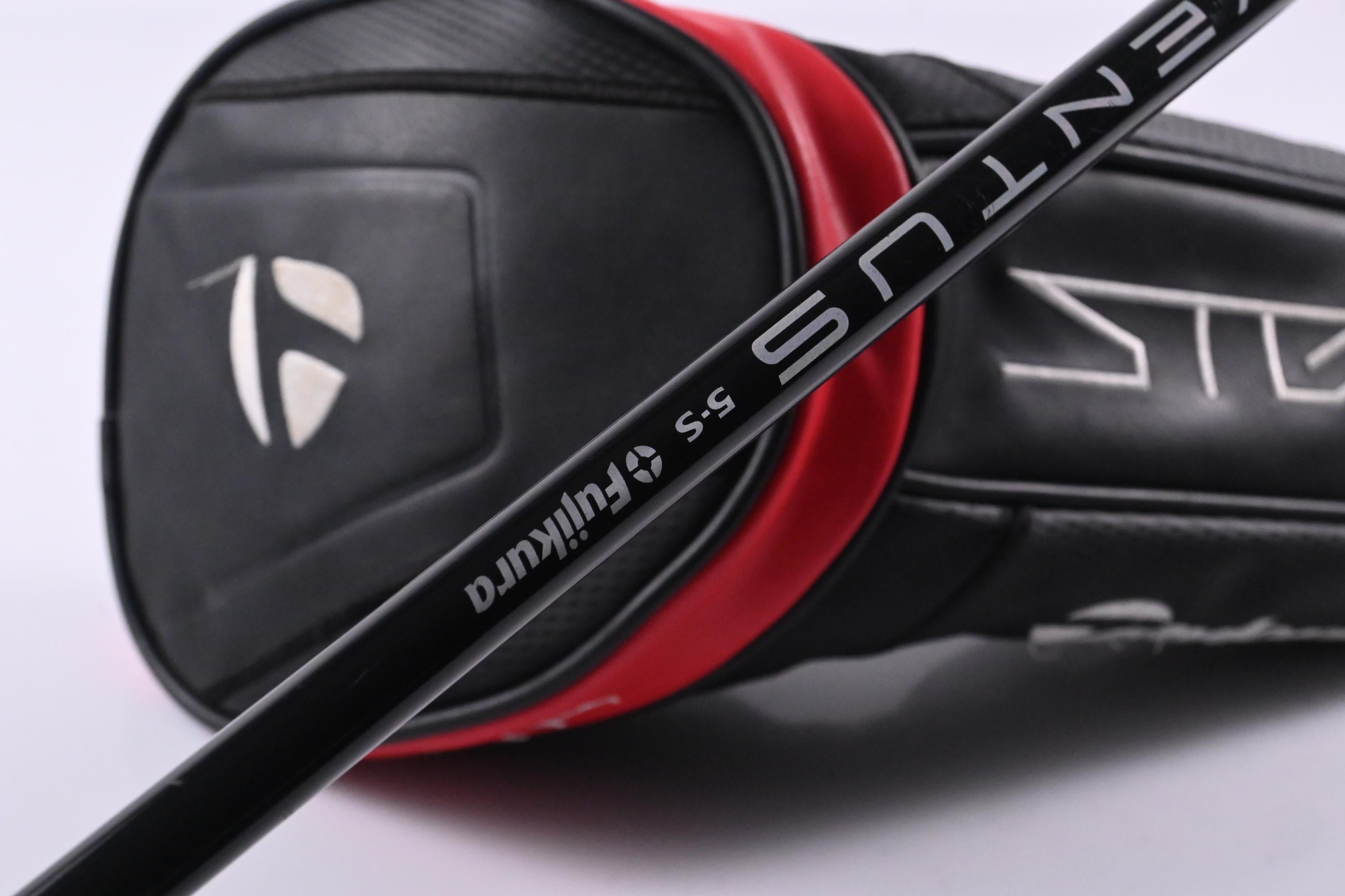 Taylormade Stealth Plus Driver / 9.0 Degree / Stiff Flex Fujikura Ventus Red 5