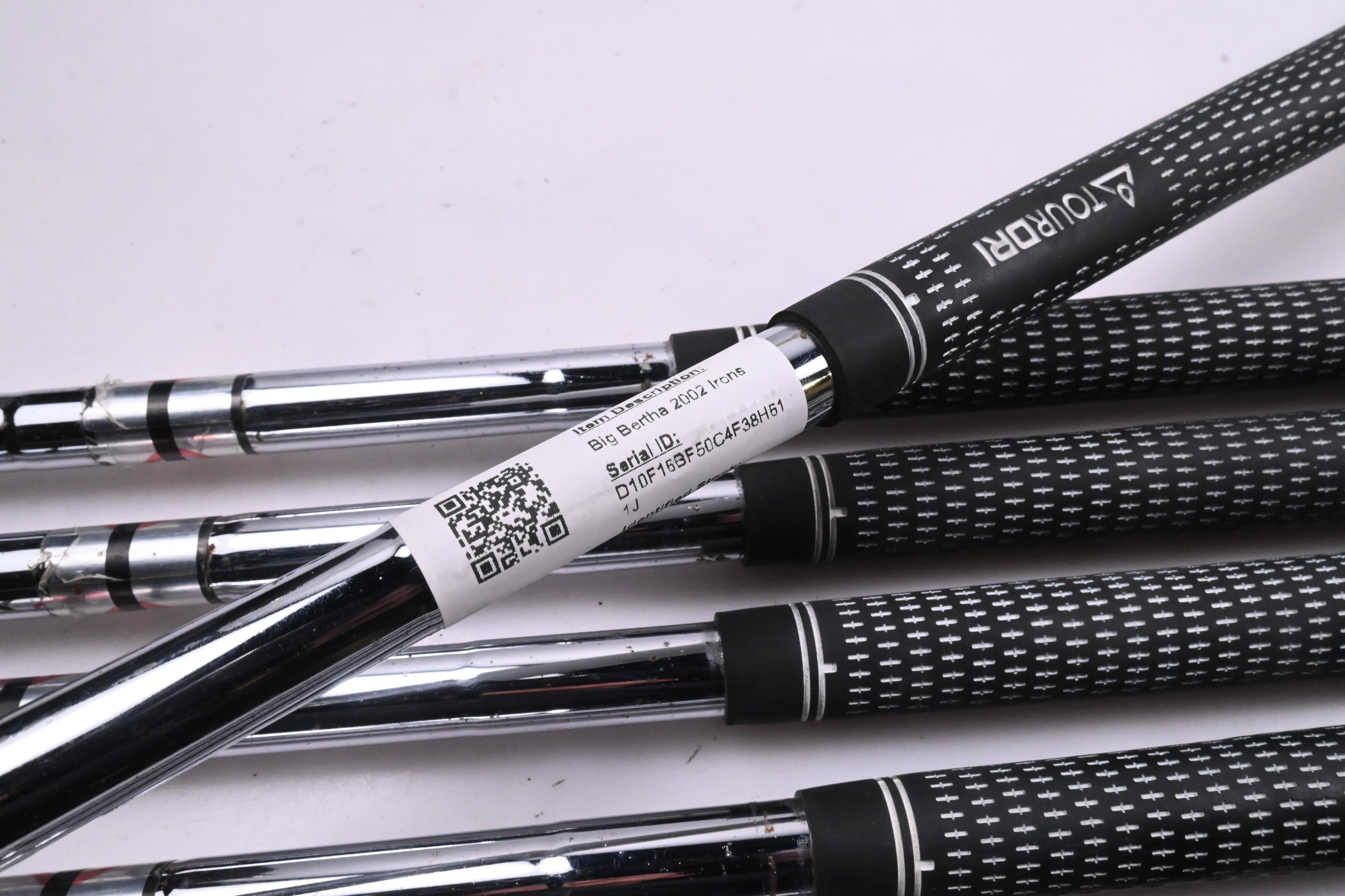 Callaway Big Bertha 2002 Irons / 5-10i+GW+SW / Uniflex Callaway Shafts