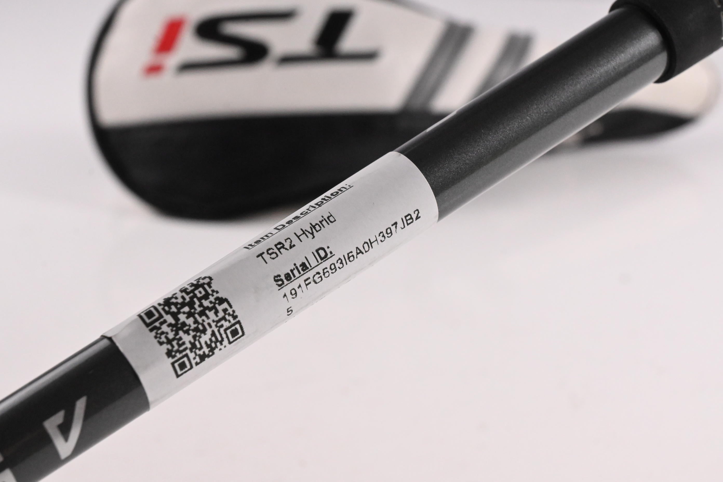 Titleist TSR2 #3 Hybrid / 18 Degree / Regular Flex Aldila Ascent 50 Shaft
