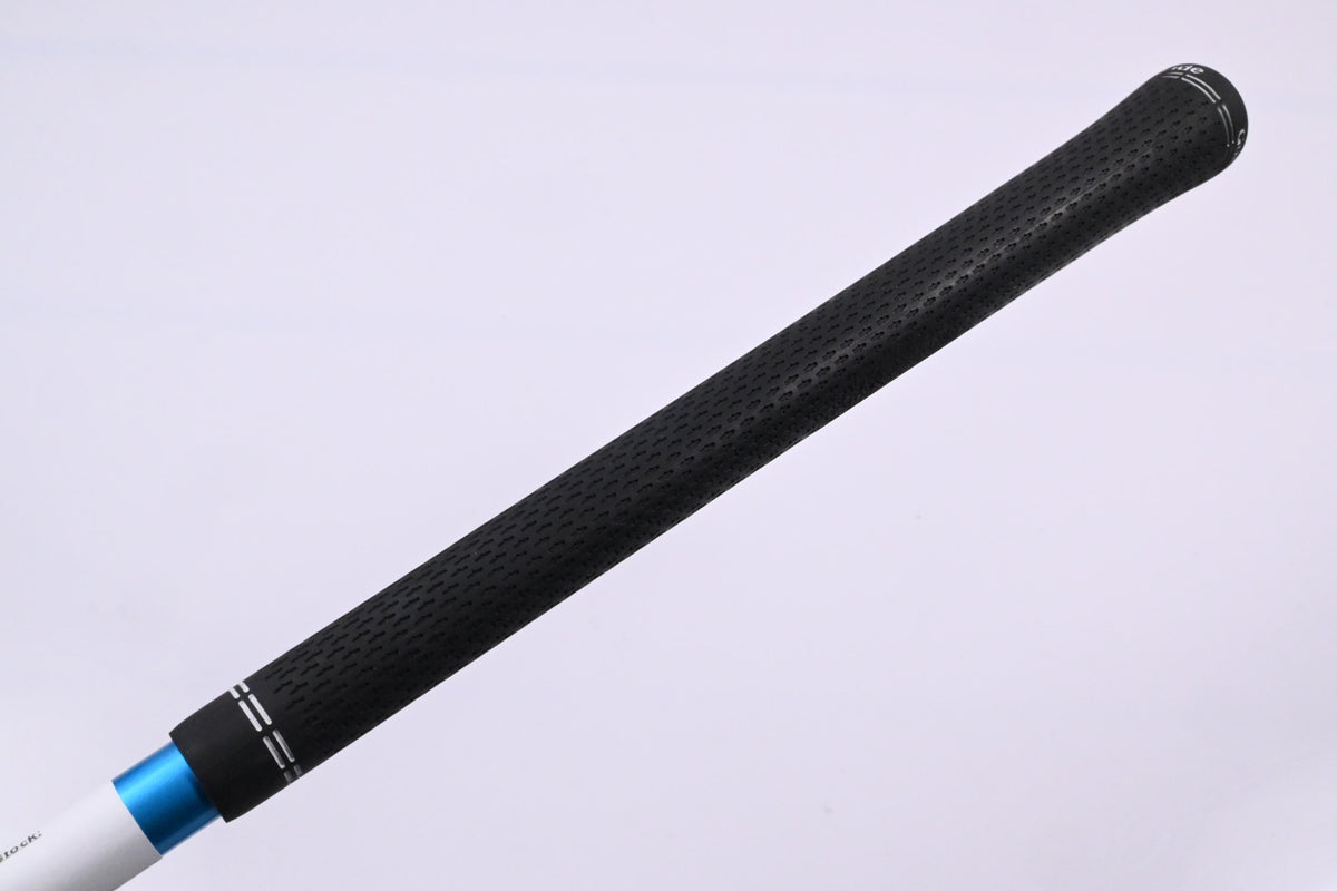 Graphite Design Tour AD UB-5 Driver Shaft / Regular Flex / Titleist Adapter