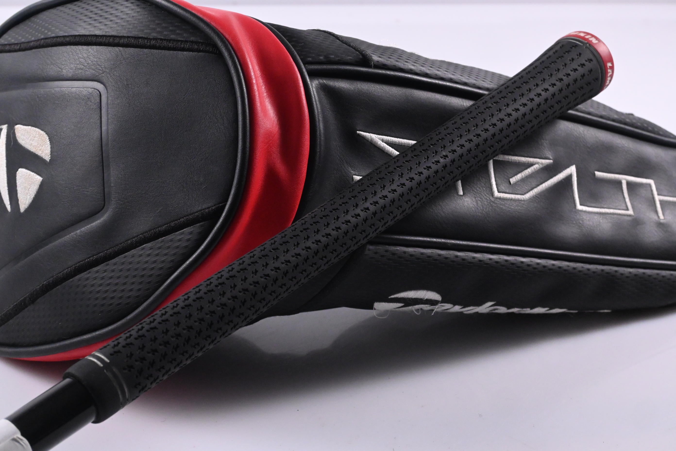 Taylormade Stealth Plus Driver / 9.0 Degree / Stiff Flex Fujikura Ventus Red 5