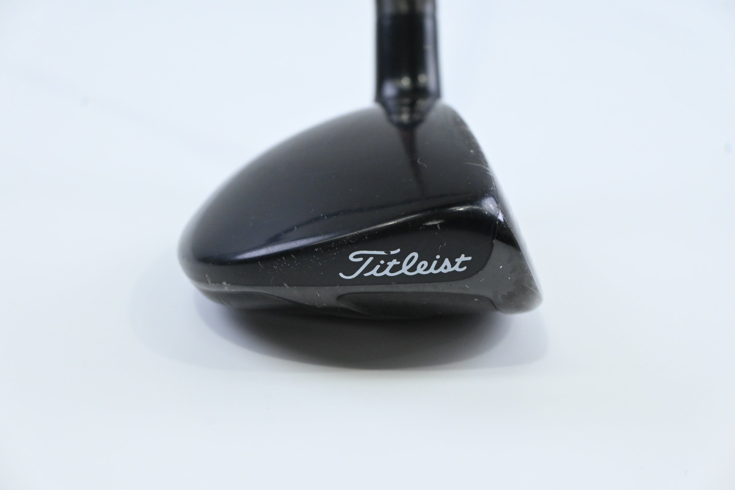 Titleist 910H #4 Hybrid / 24 Degree / Regular Flex Diamana Ilima 70 Shaft