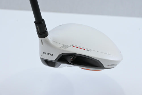 Taylormade R11 Driver / 10.5 Degree / Regular Flex Fujikura Blur 60