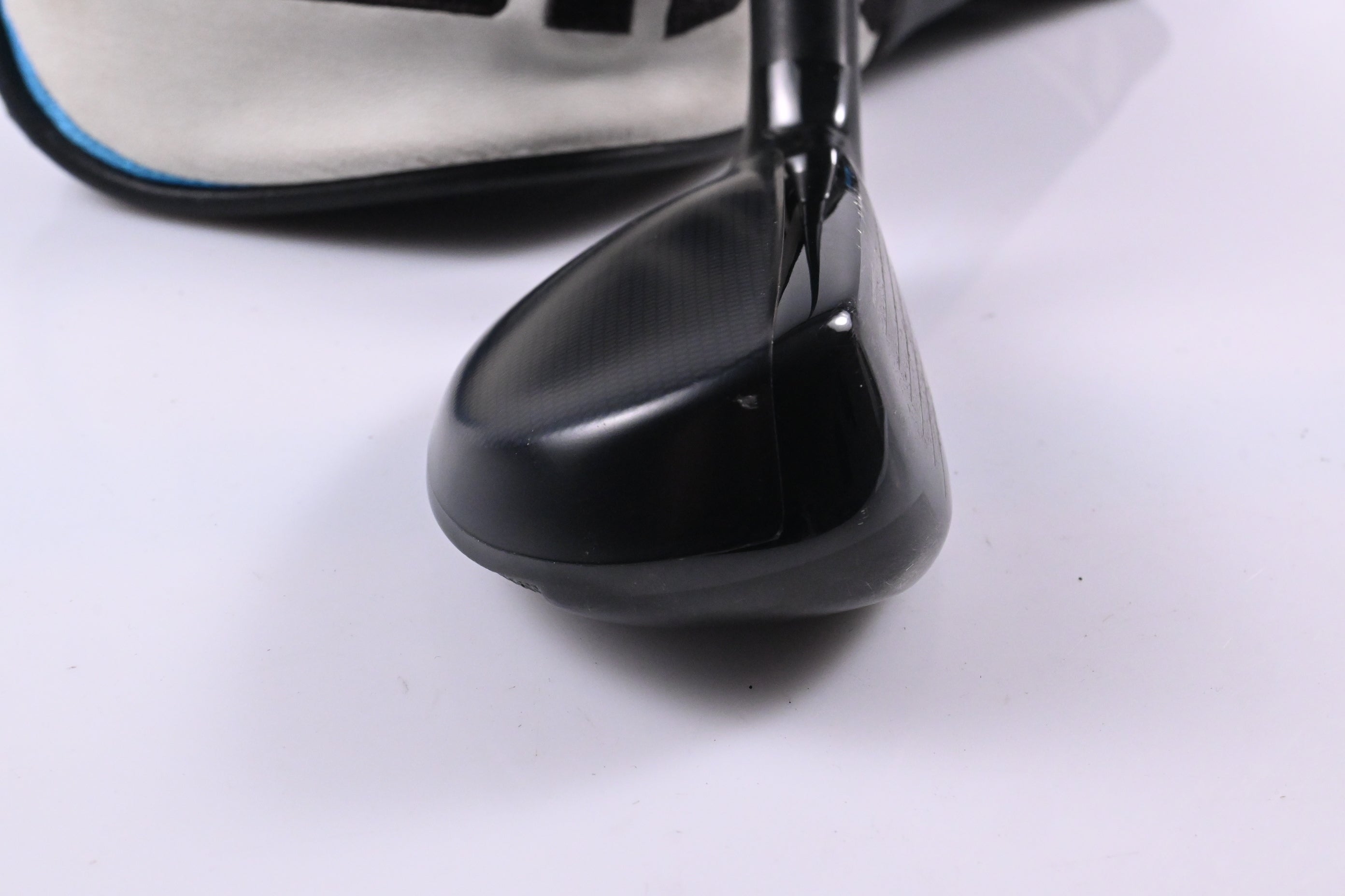 Taylormade SIM2 #3 Hybrid / 19.5 Degree / Stiff Flex Tensei AV Series Blue 80