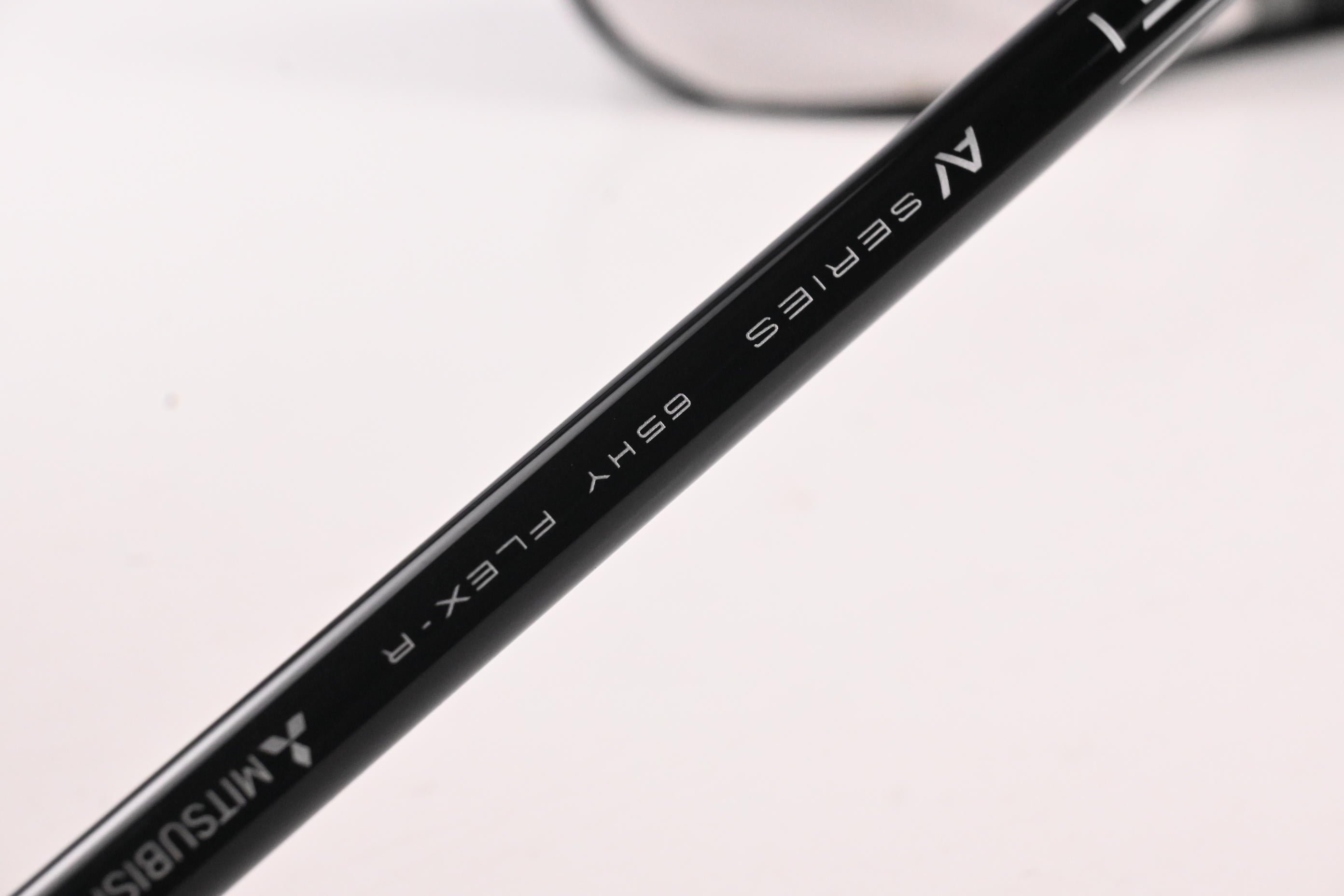 Titleist TSR2 #4 Hybrid / 21 Degree / Regular Flex Tensei AV Blue 65 Shaft