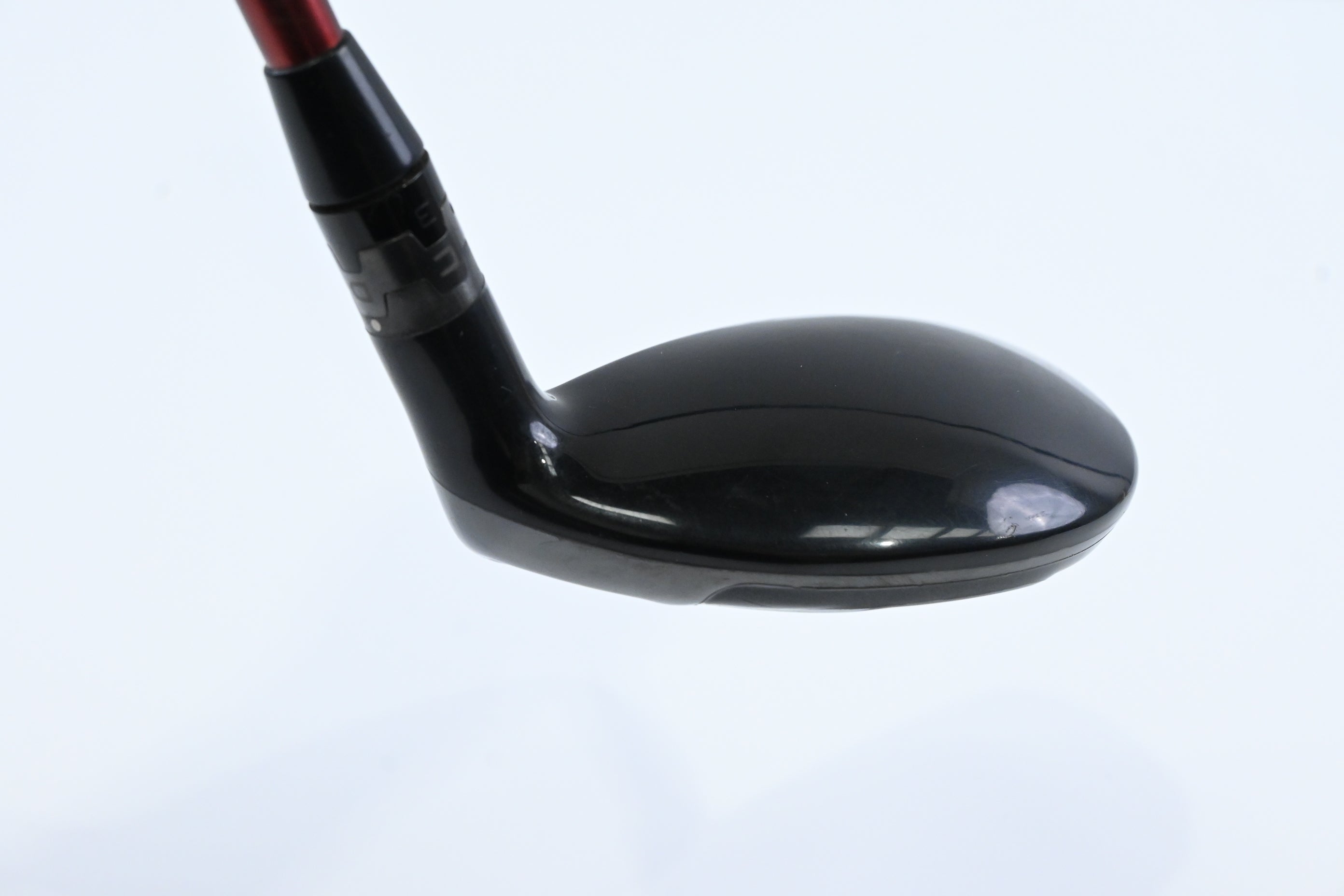 Titleist 910H #4 Hybrid / 24 Degree / Regular Flex Diamana Ilima 70 Shaft