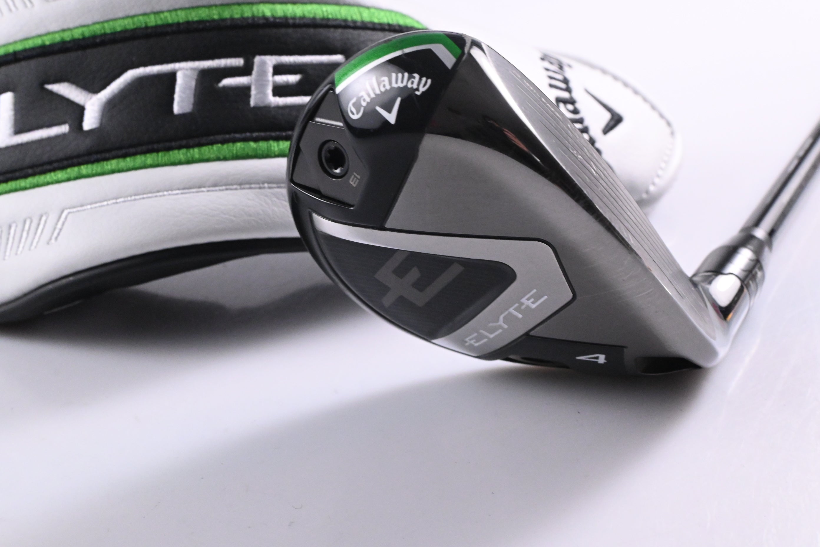 Callaway Elyte #4 Hybrid / 22 Degree / Senior Flex Vanquish 5 Shaft