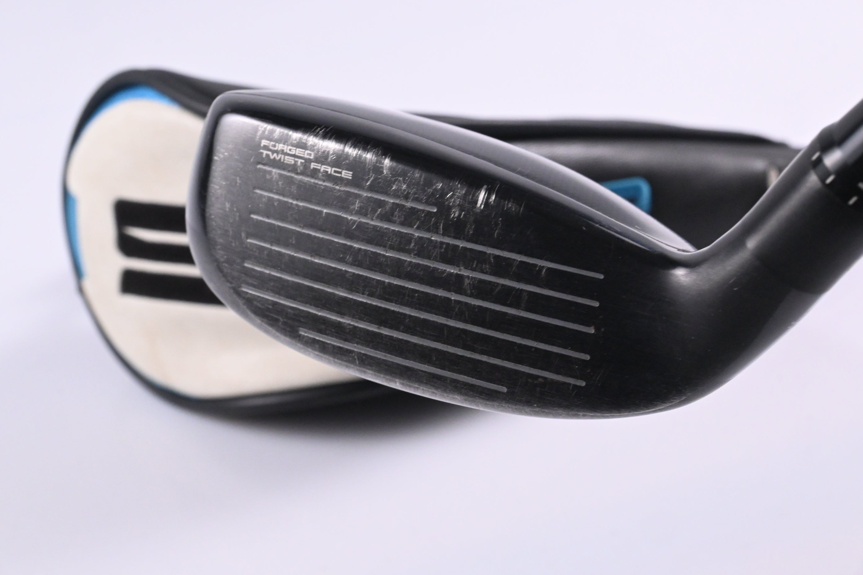 Taylormade SIM2 #3 Hybrid / 19.5 Degree / Stiff Flex Tensei AV Blue 80 HY Shaft