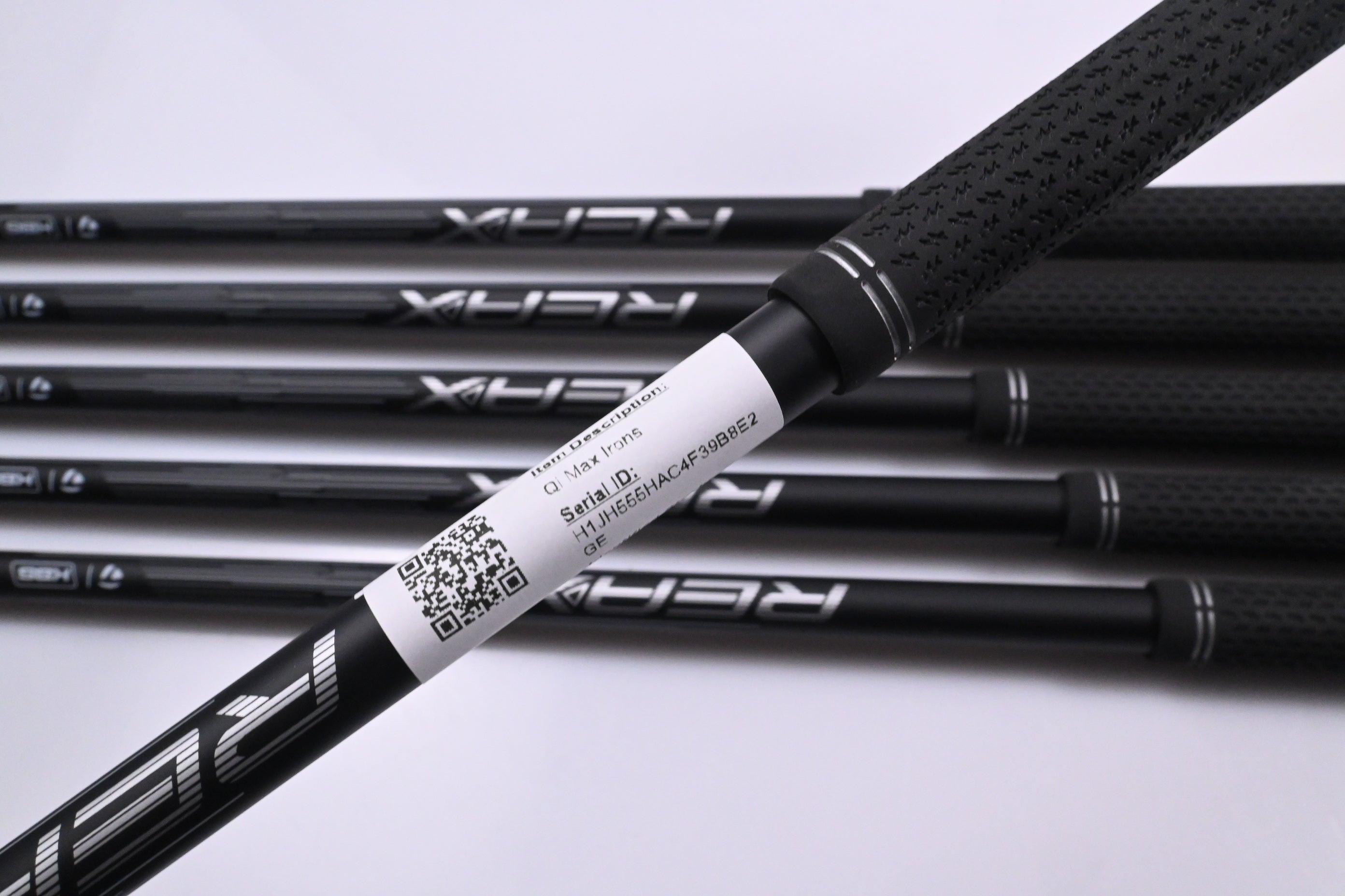 Taylormade Qi Max Irons / 6-PW+SW / Regular Flex REAX By KBS 65 Shafts