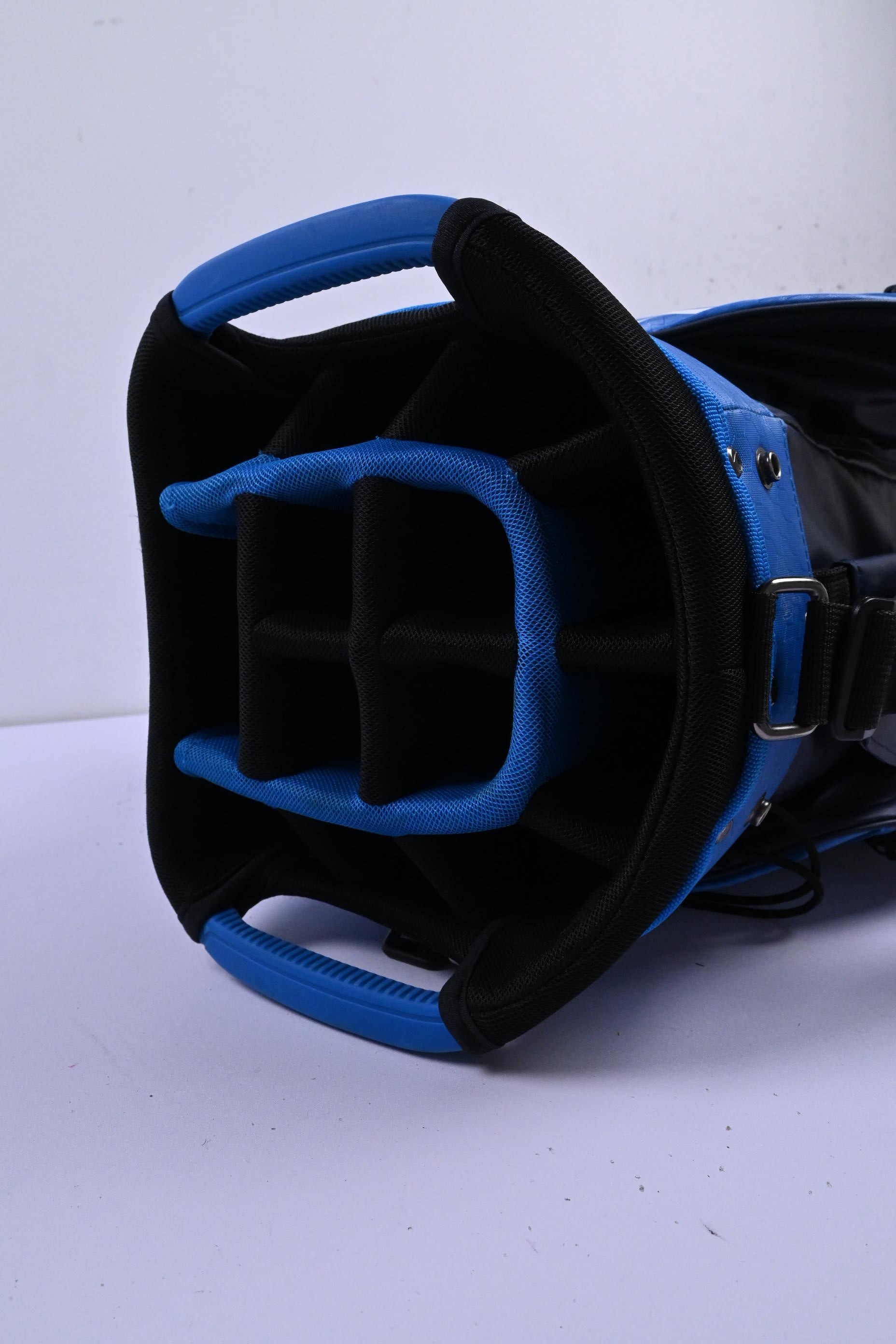Taylormade Storm Dry Cart Bag / 14-Way Divider / Blue