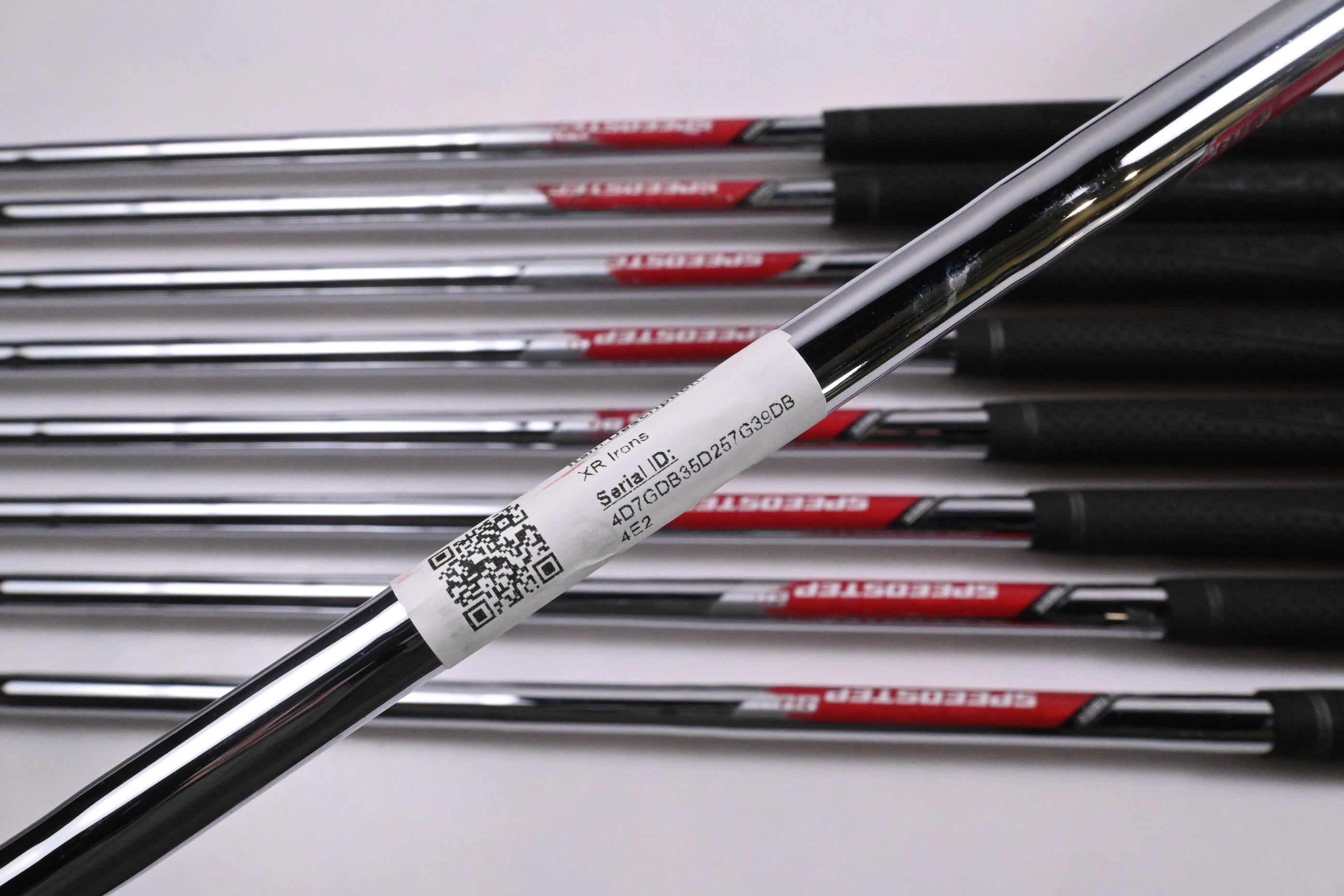 Left Hand Callaway XR Irons / 4-PW+AW+SW / Regular Flex Speed Step 80 Shafts